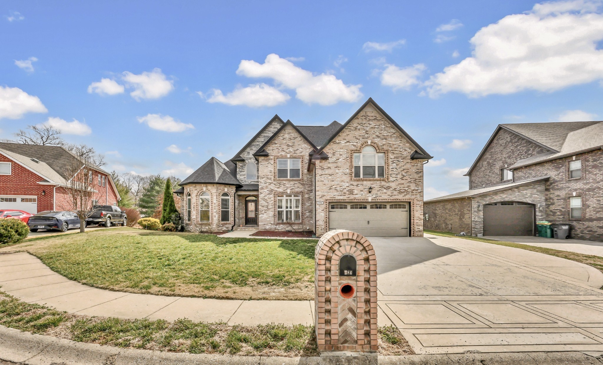 284 Browning Ct
