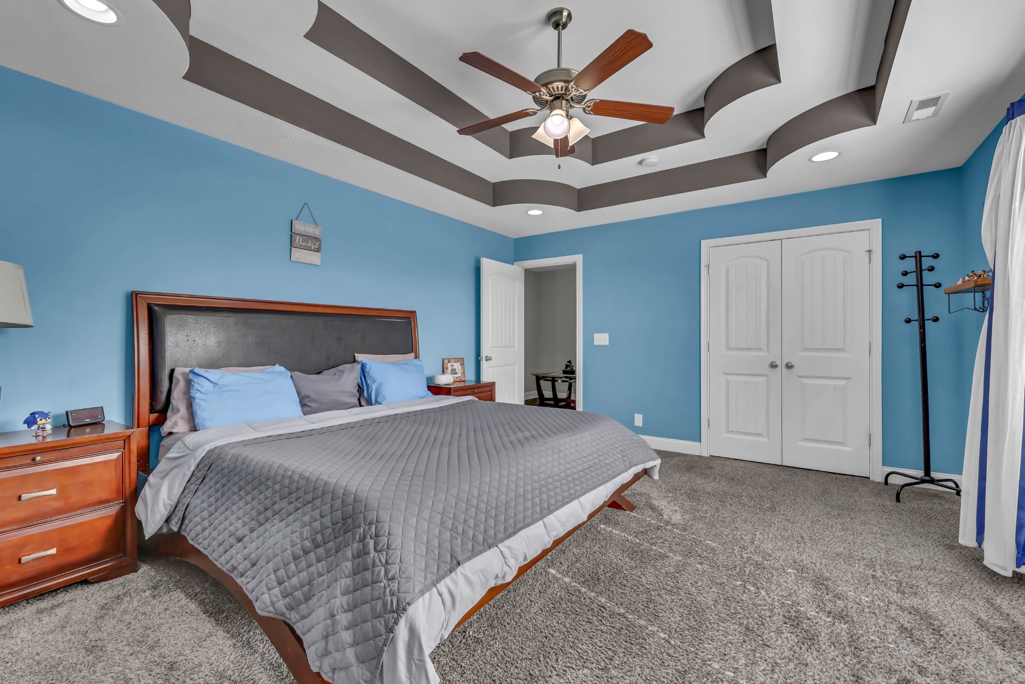284 Browning Ct