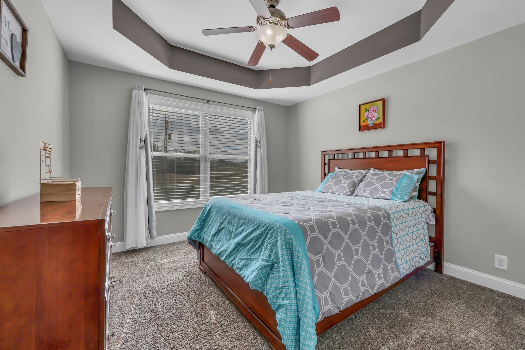 284 Browning Ct