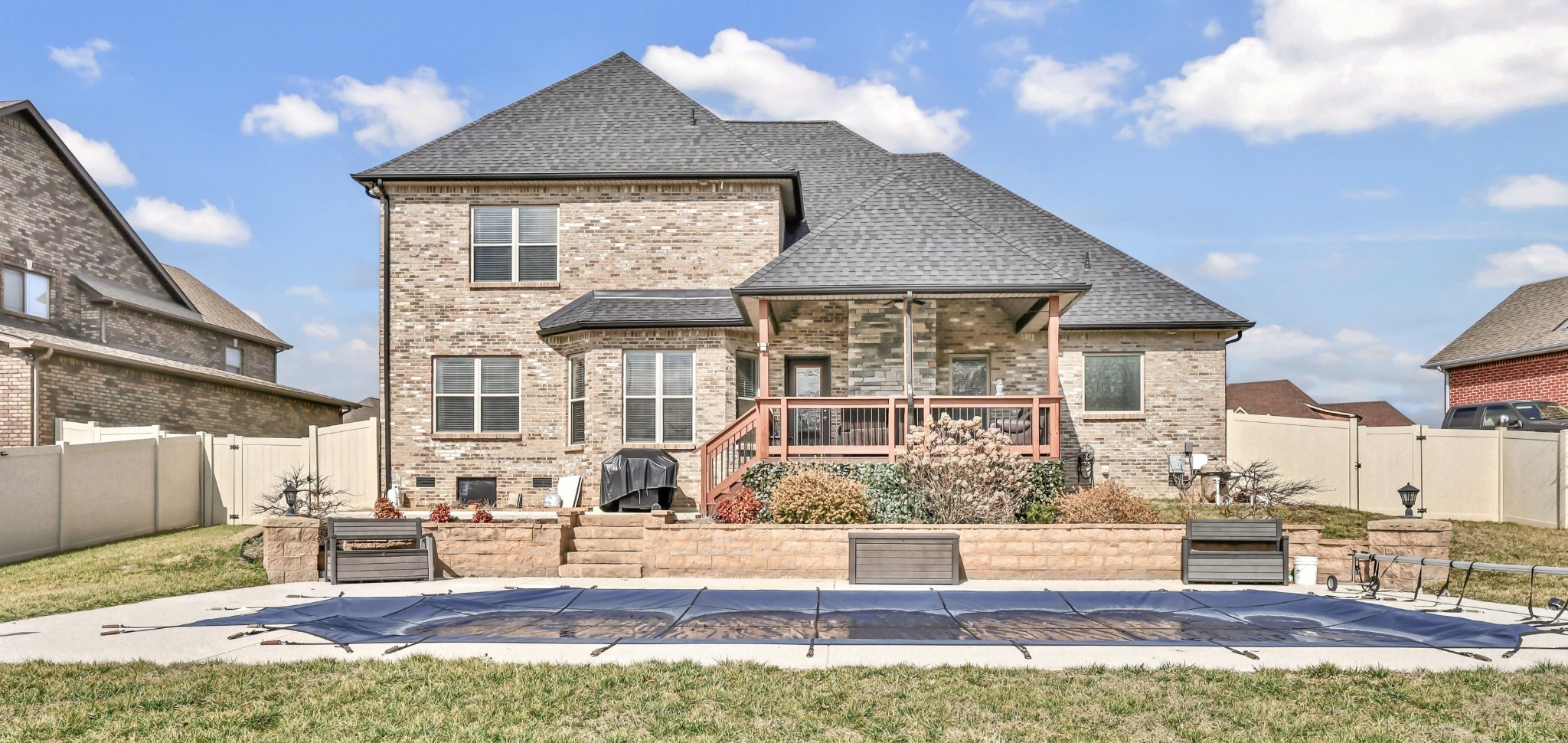 284 Browning Ct