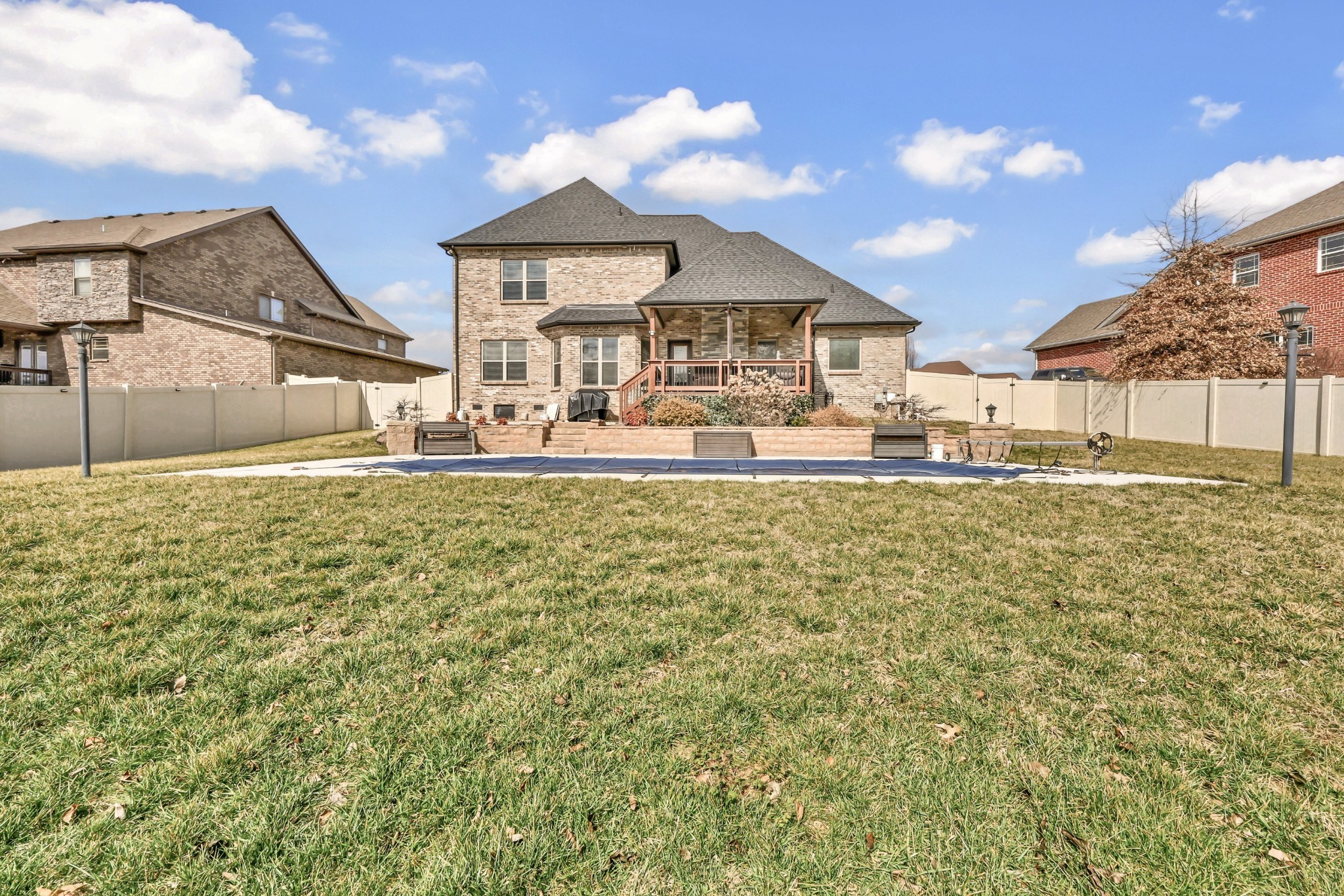 284 Browning Ct