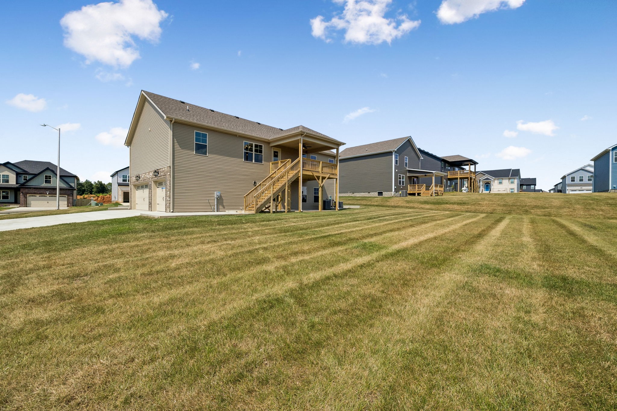 794 Carrillo Dr