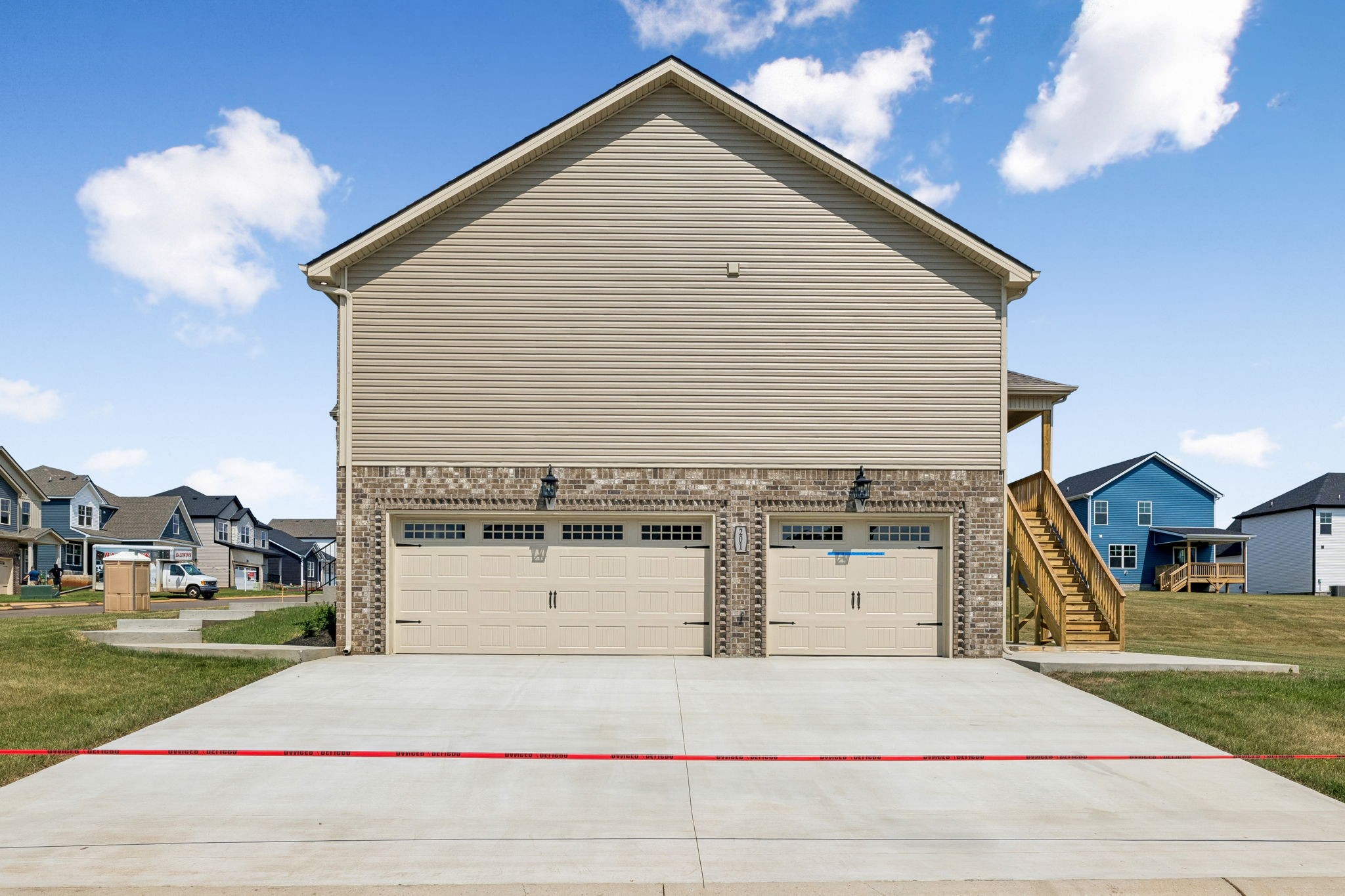 794 Carrillo Dr