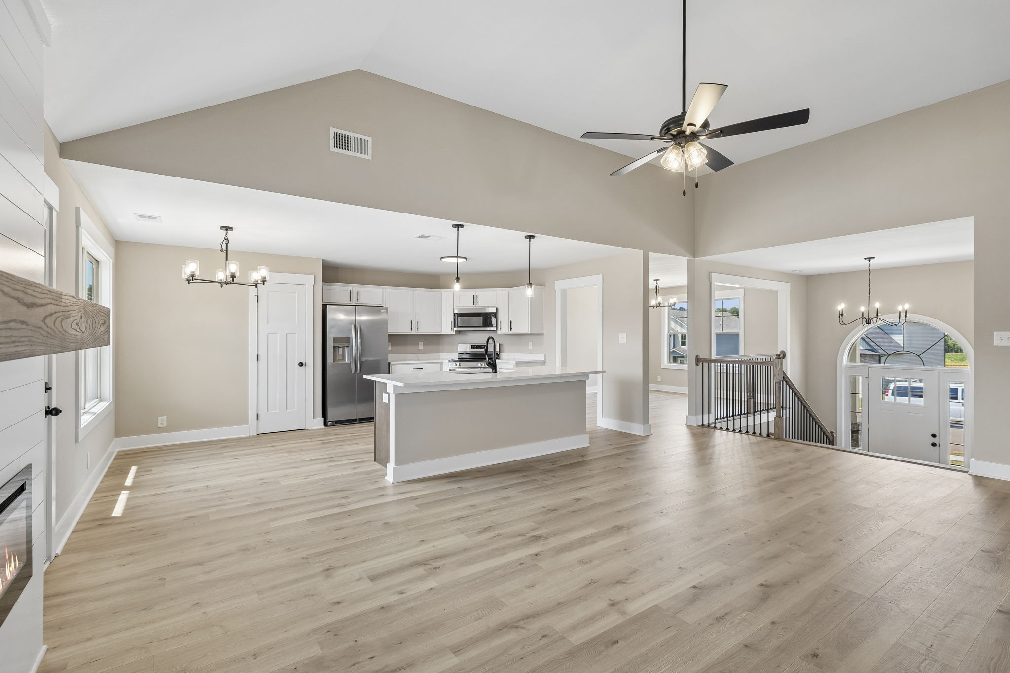 794 Carrillo Dr
