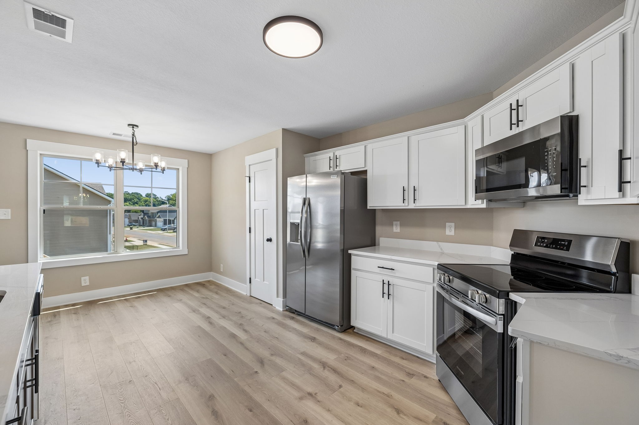 794 Carrillo Dr