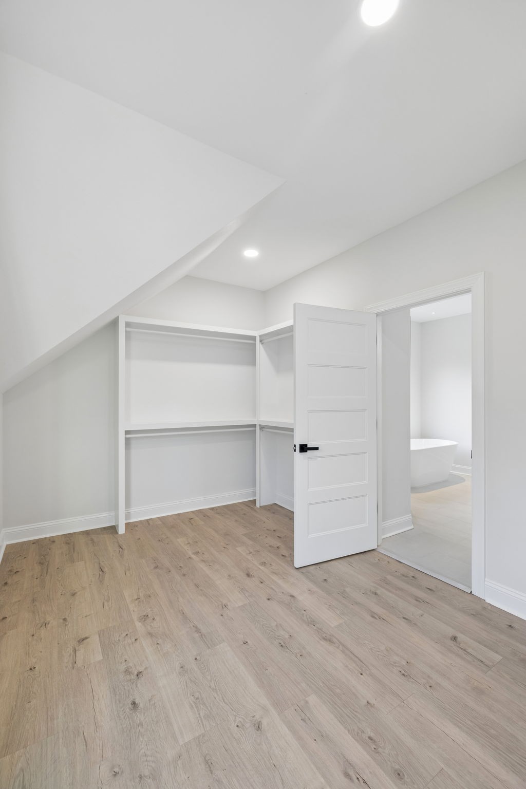 107 Miramare Way