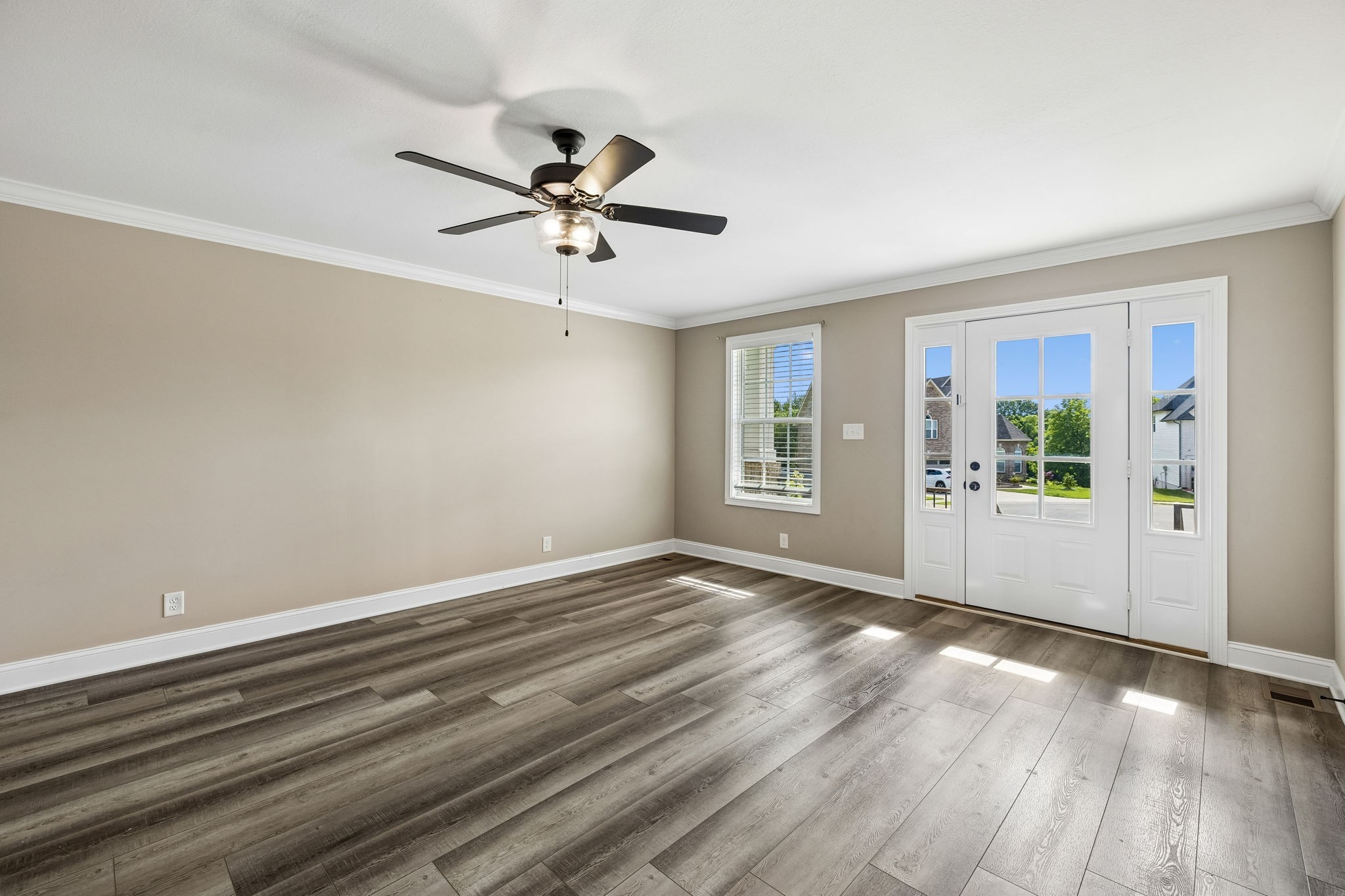 429 Crestwicke Ct