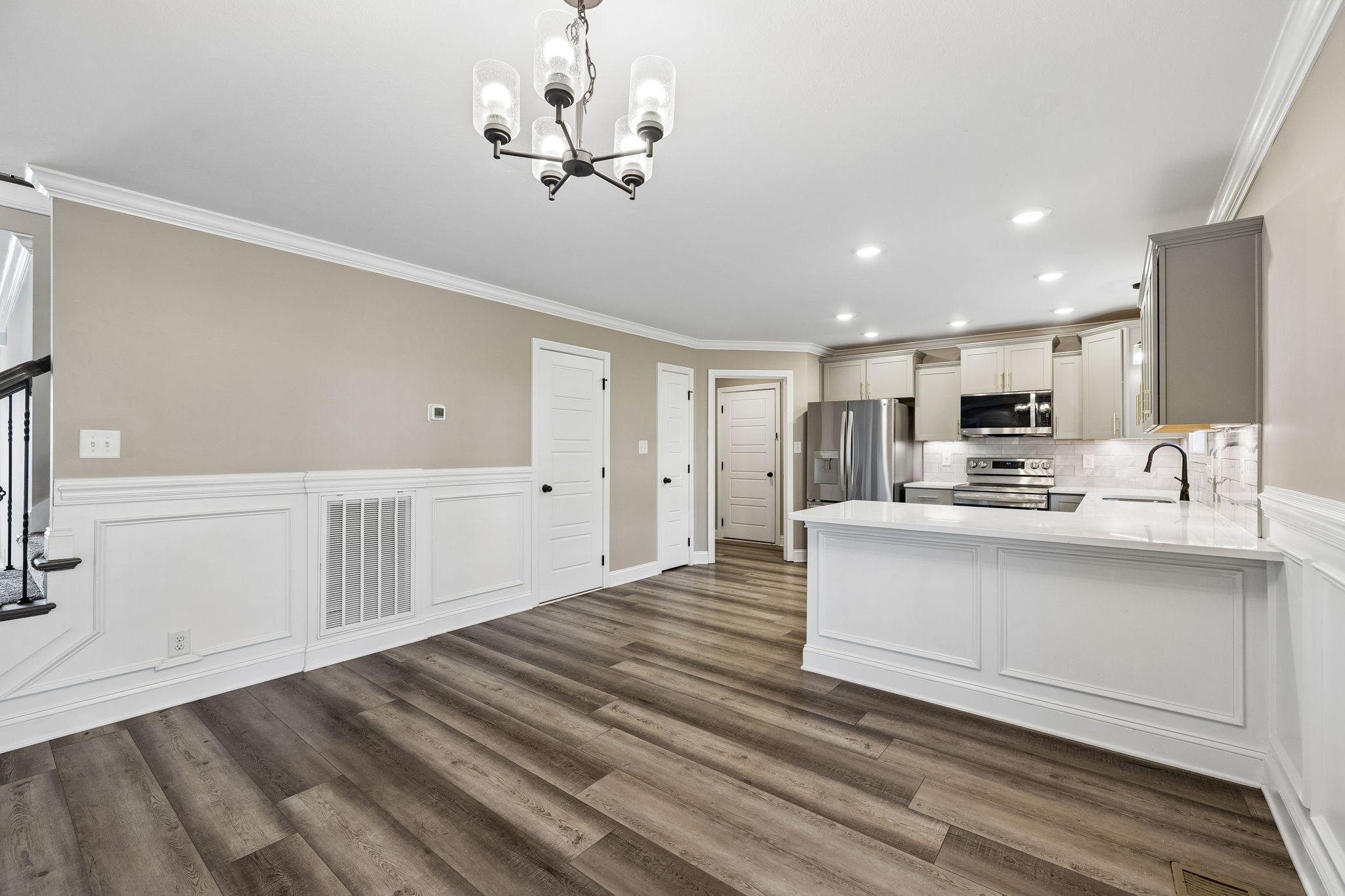 429 Crestwicke Ct