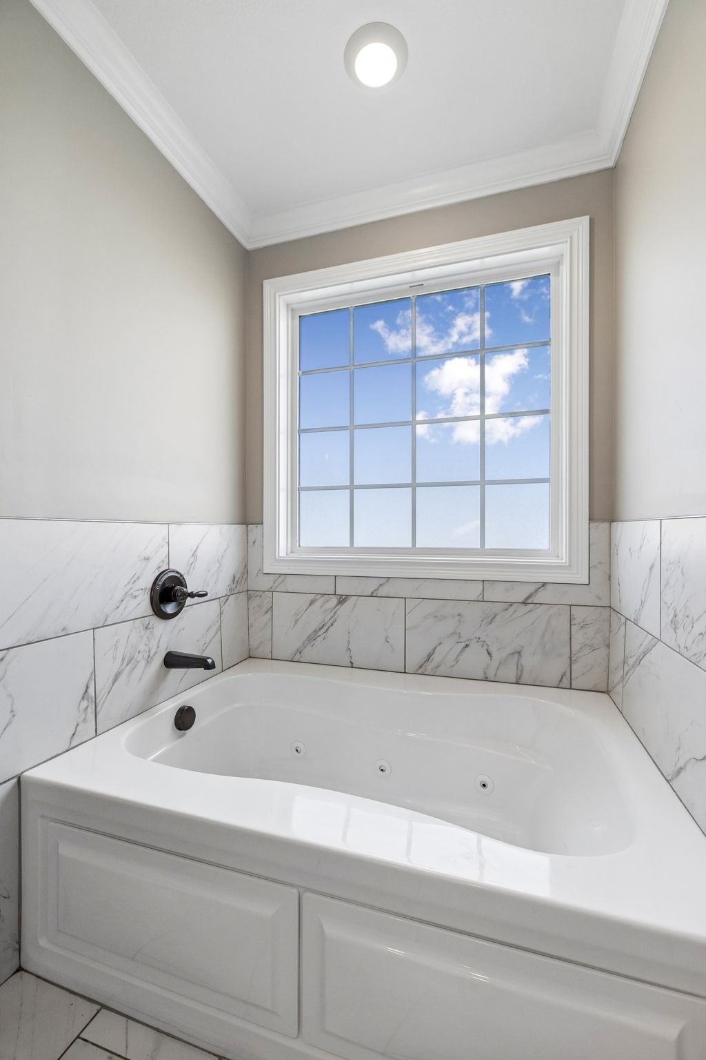 429 Crestwicke Ct