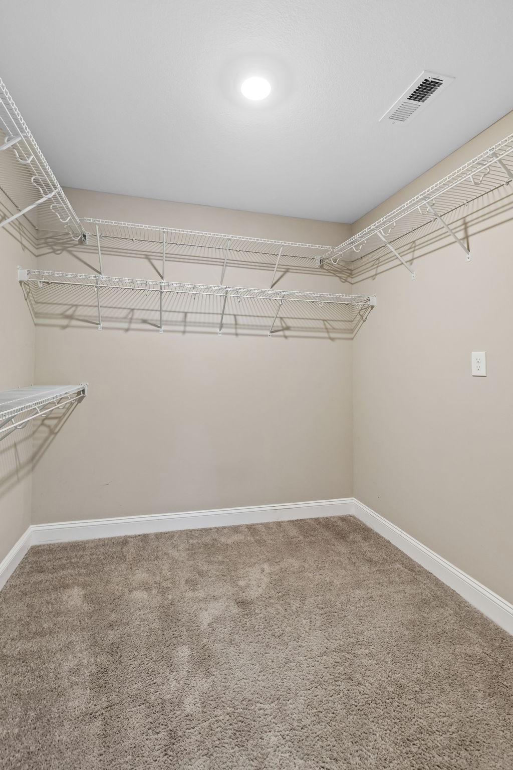 429 Crestwicke Ct