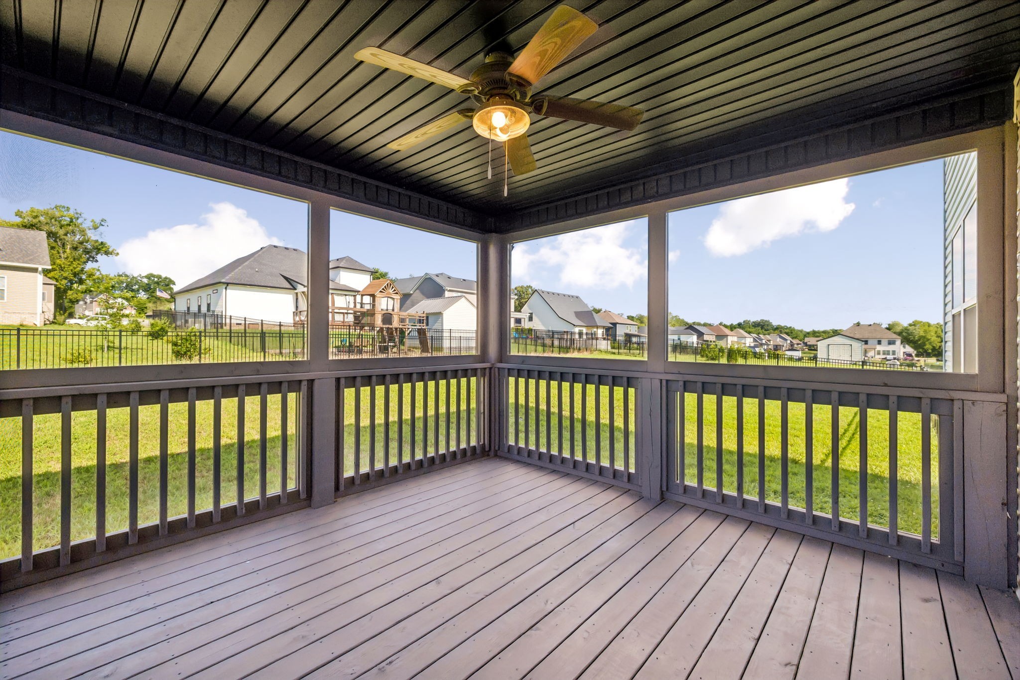 429 Crestwicke Ct
