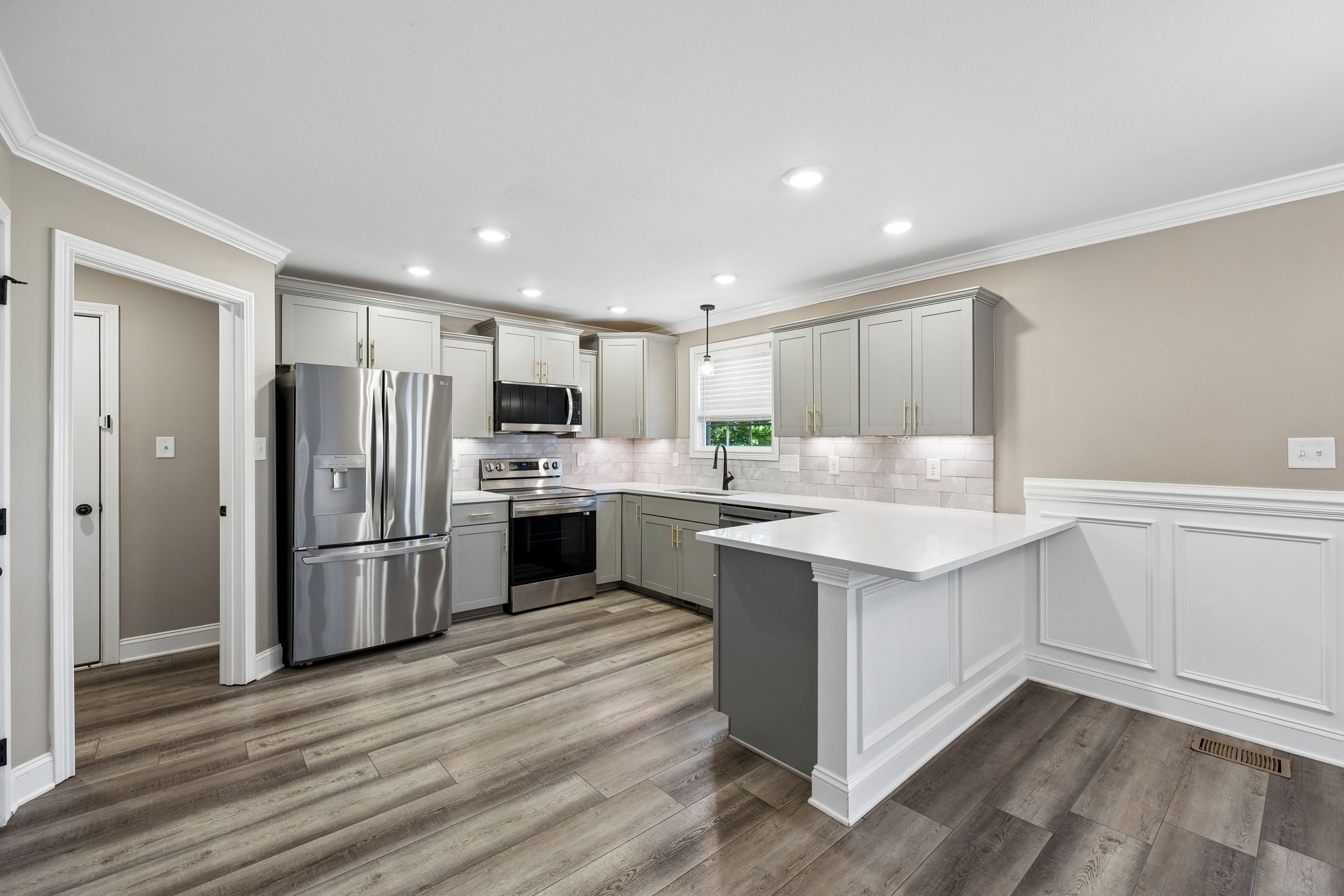 429 Crestwicke Ct