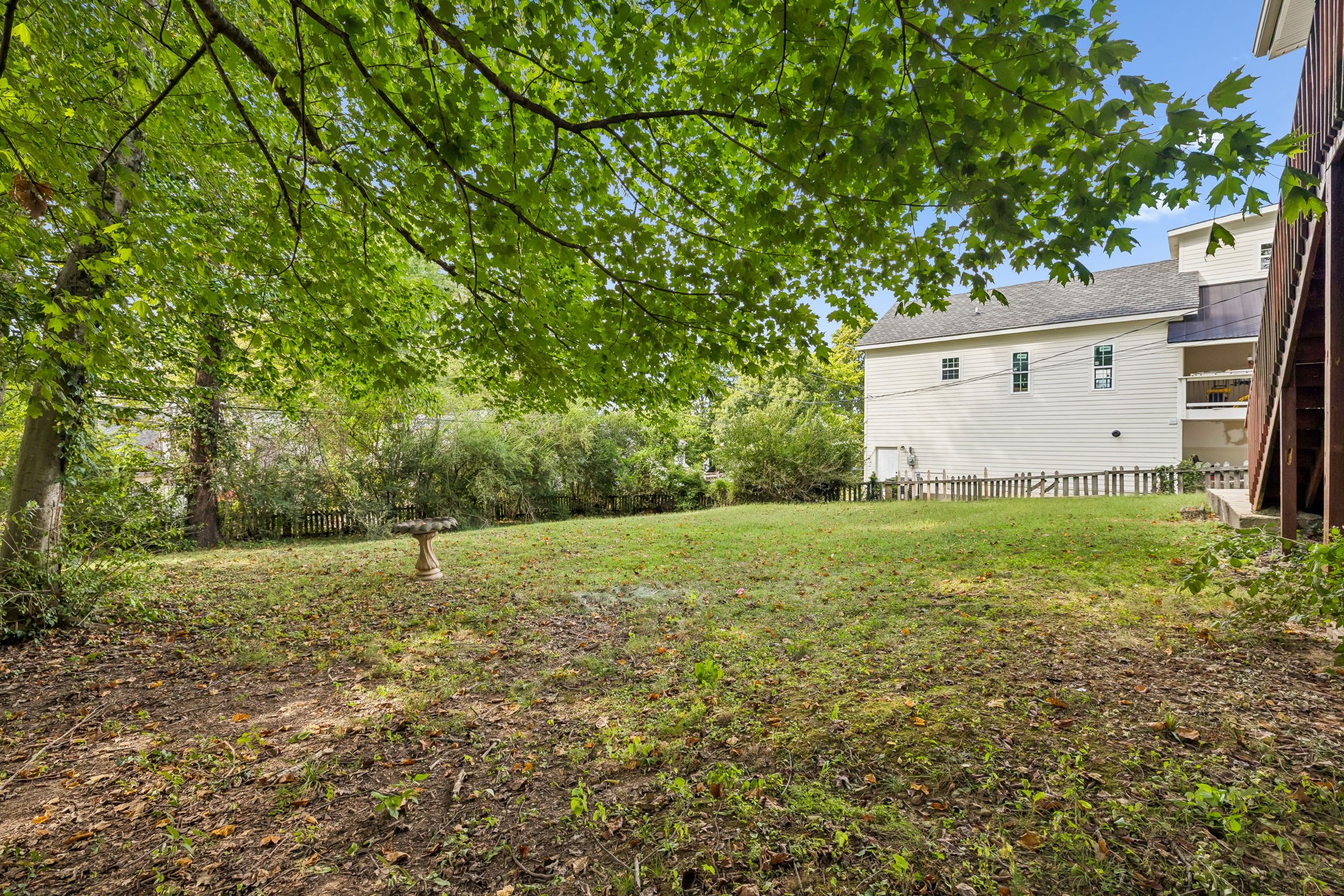 165 E Glenwood Dr