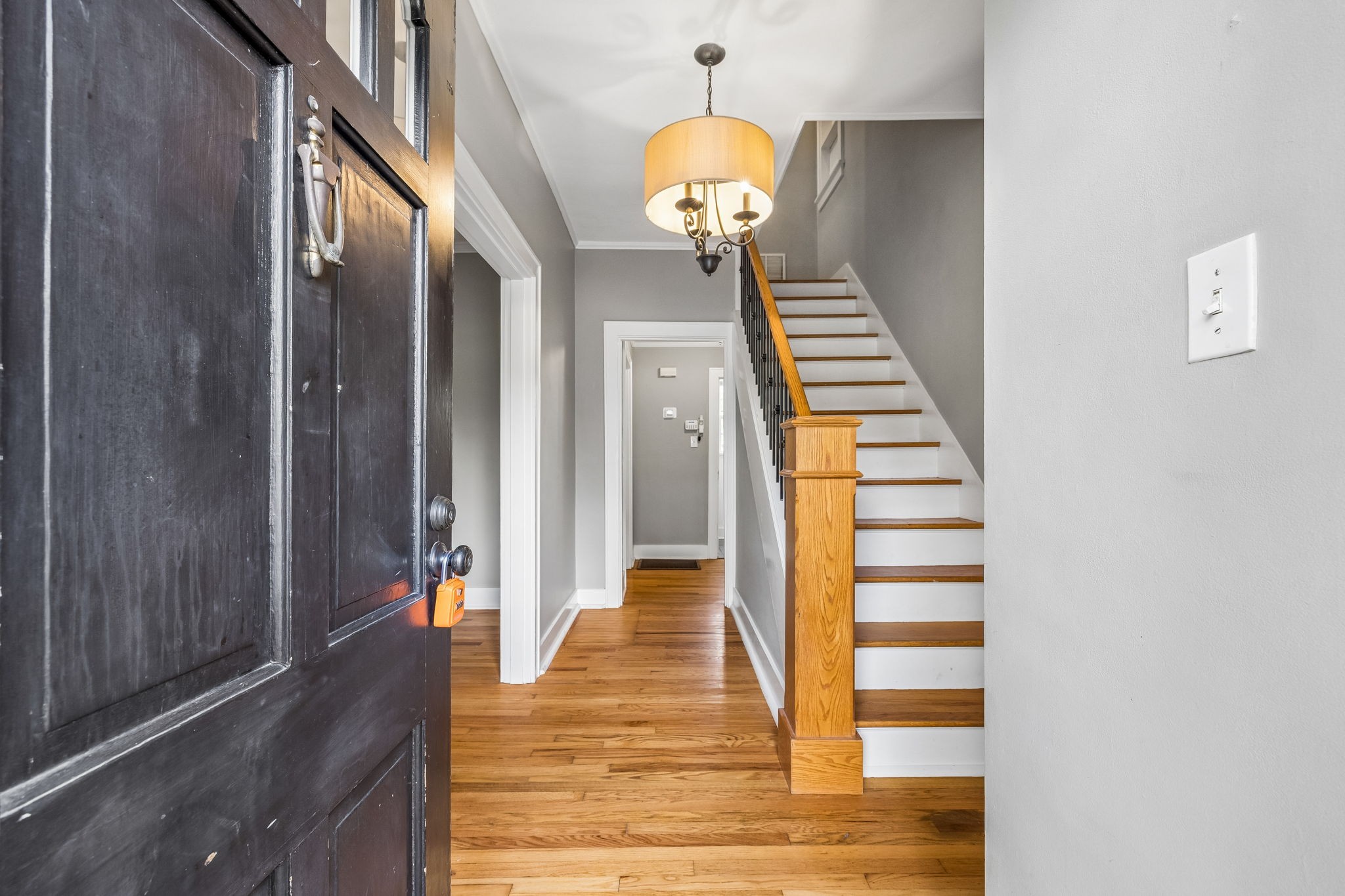 165 E Glenwood Dr