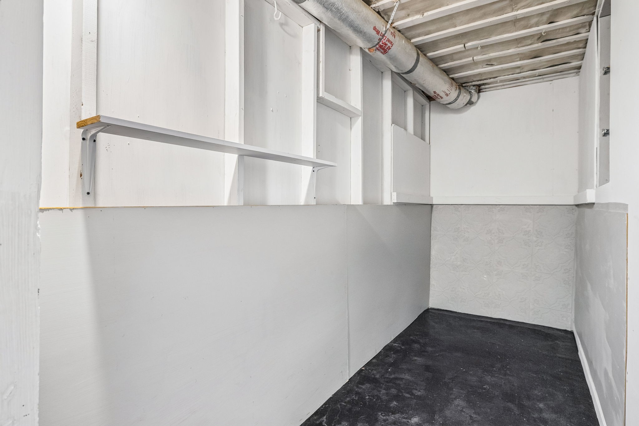 165 E Glenwood Dr