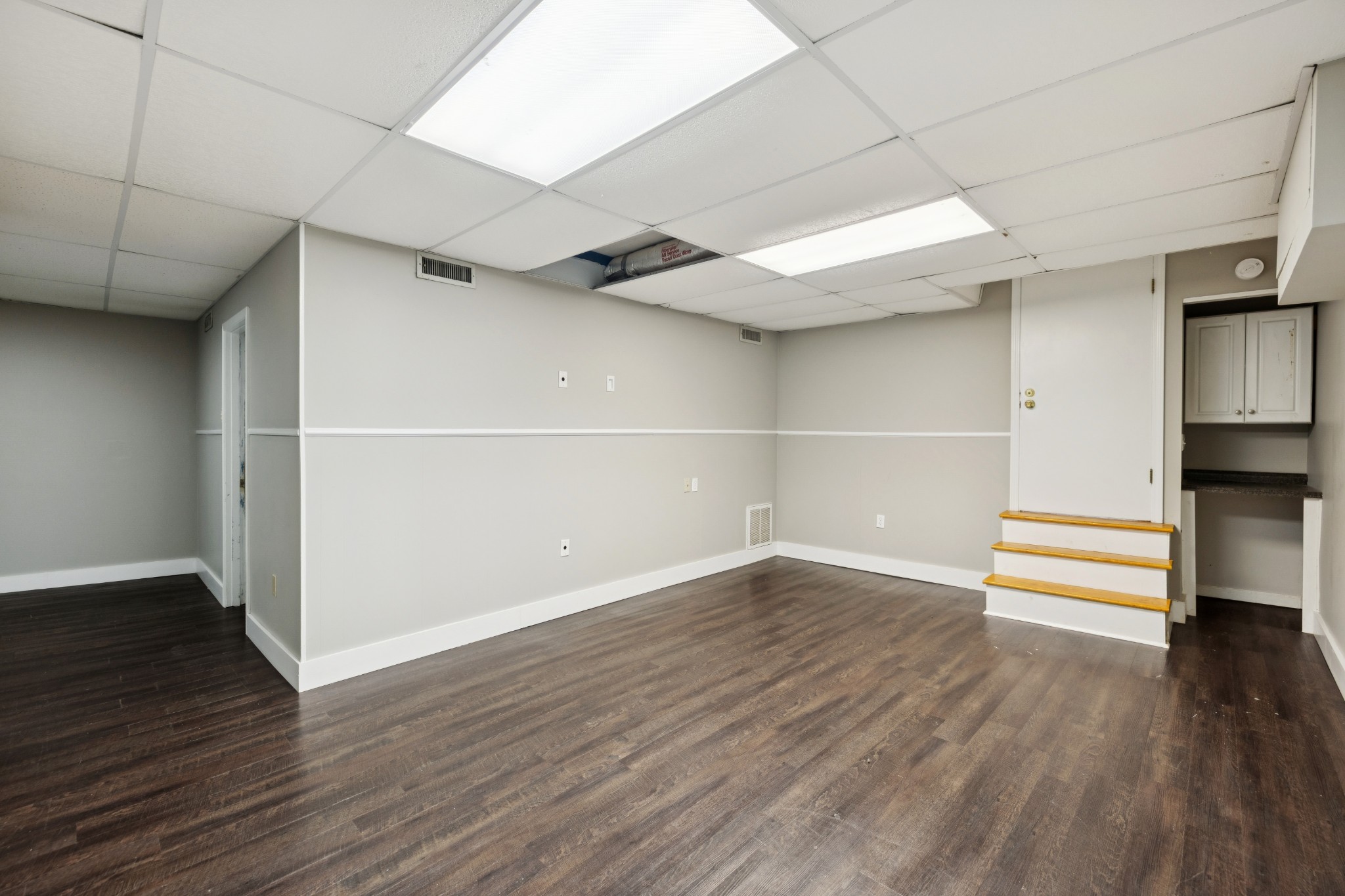 165 E Glenwood Dr
