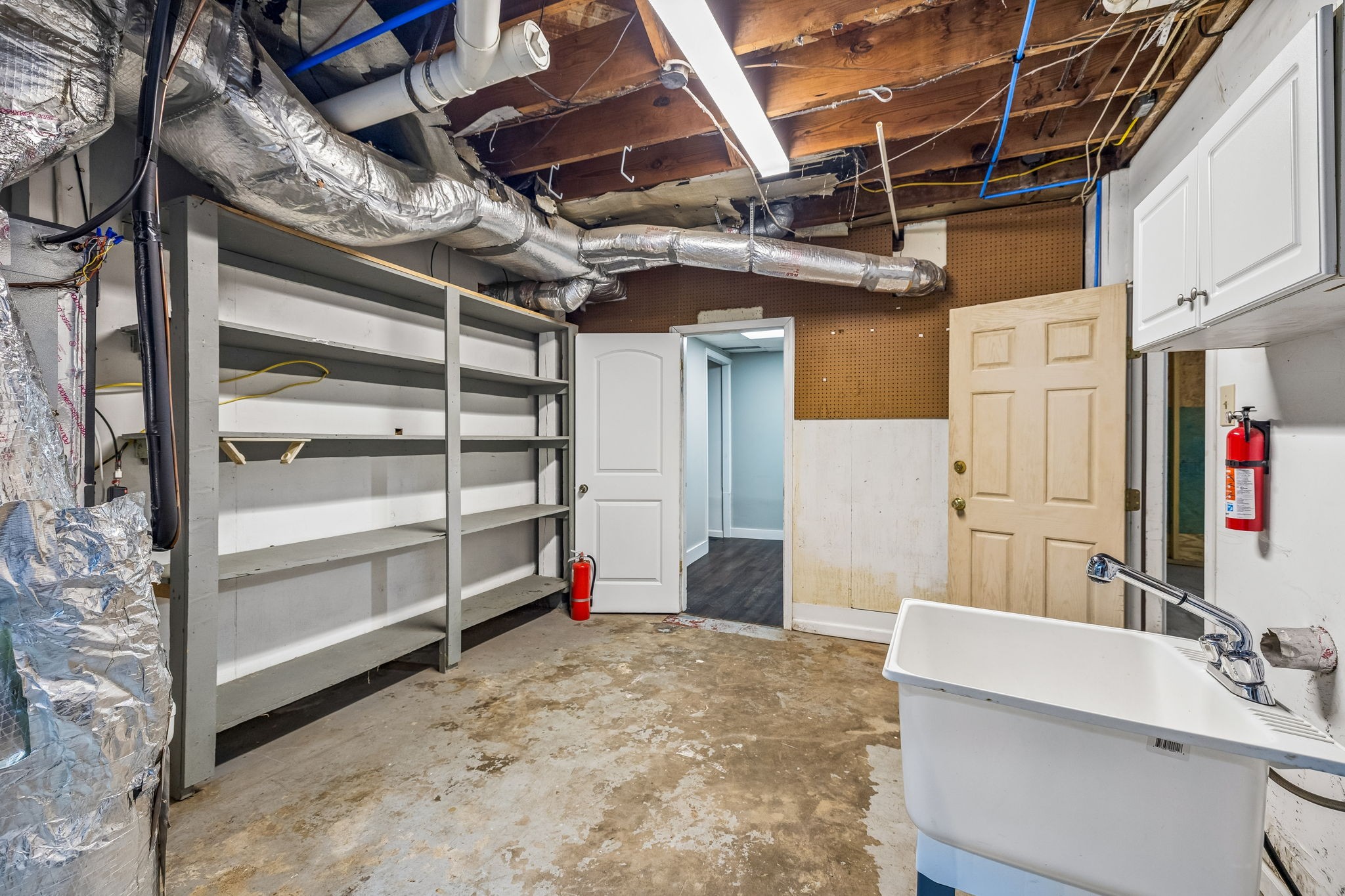 165 E Glenwood Dr