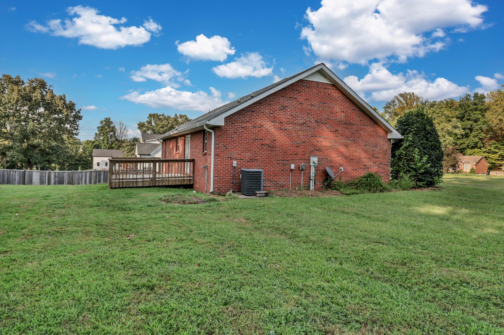 3736 McGregor Rd