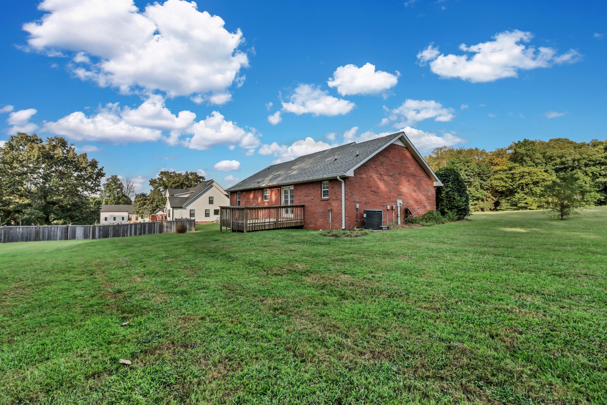 3736 McGregor Rd