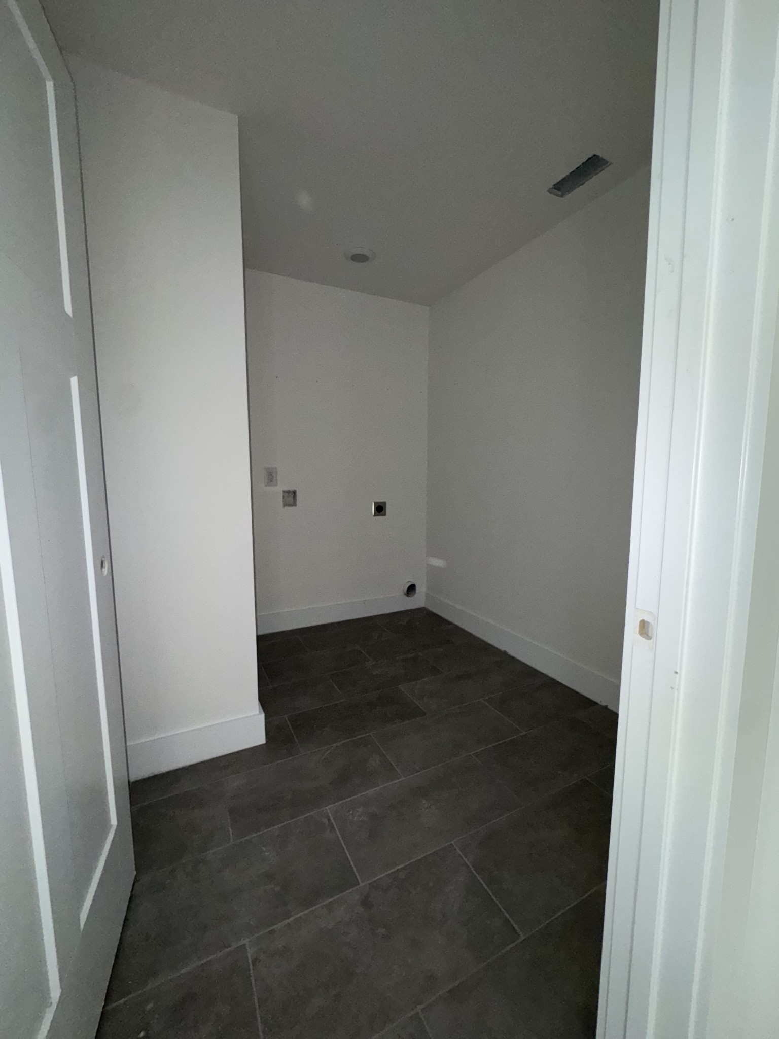 253 Ardell Dr