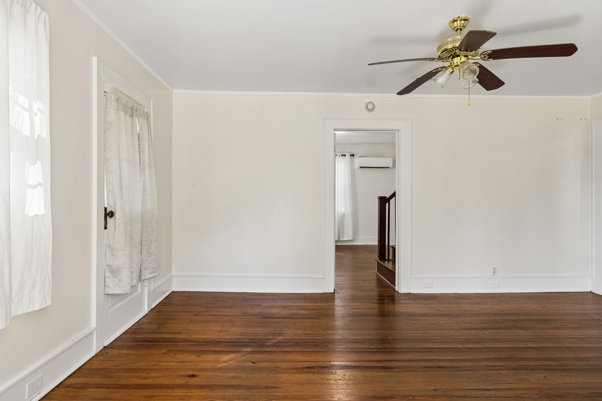 1761 Woodlawn Rd