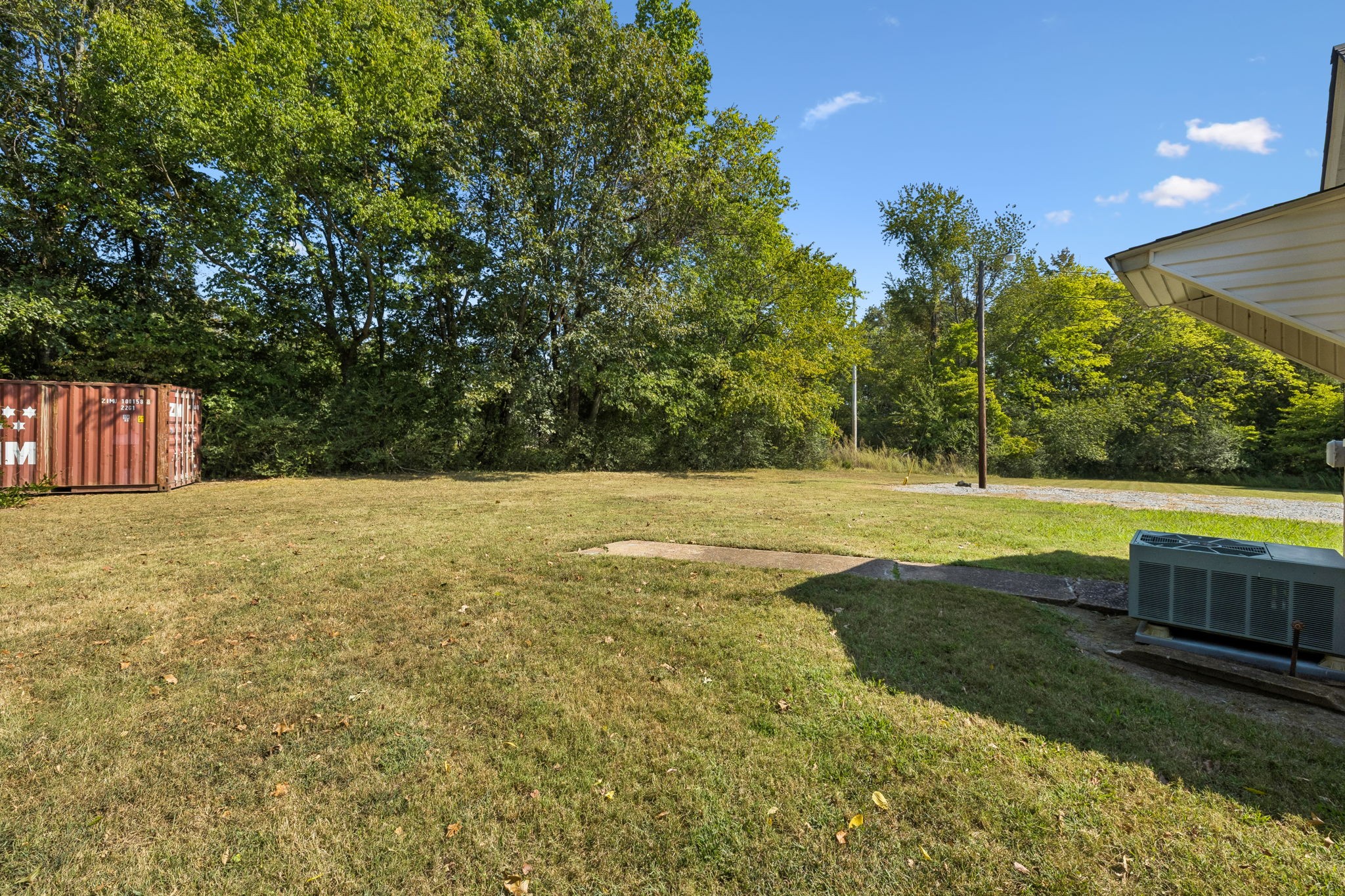 1761 Woodlawn Rd