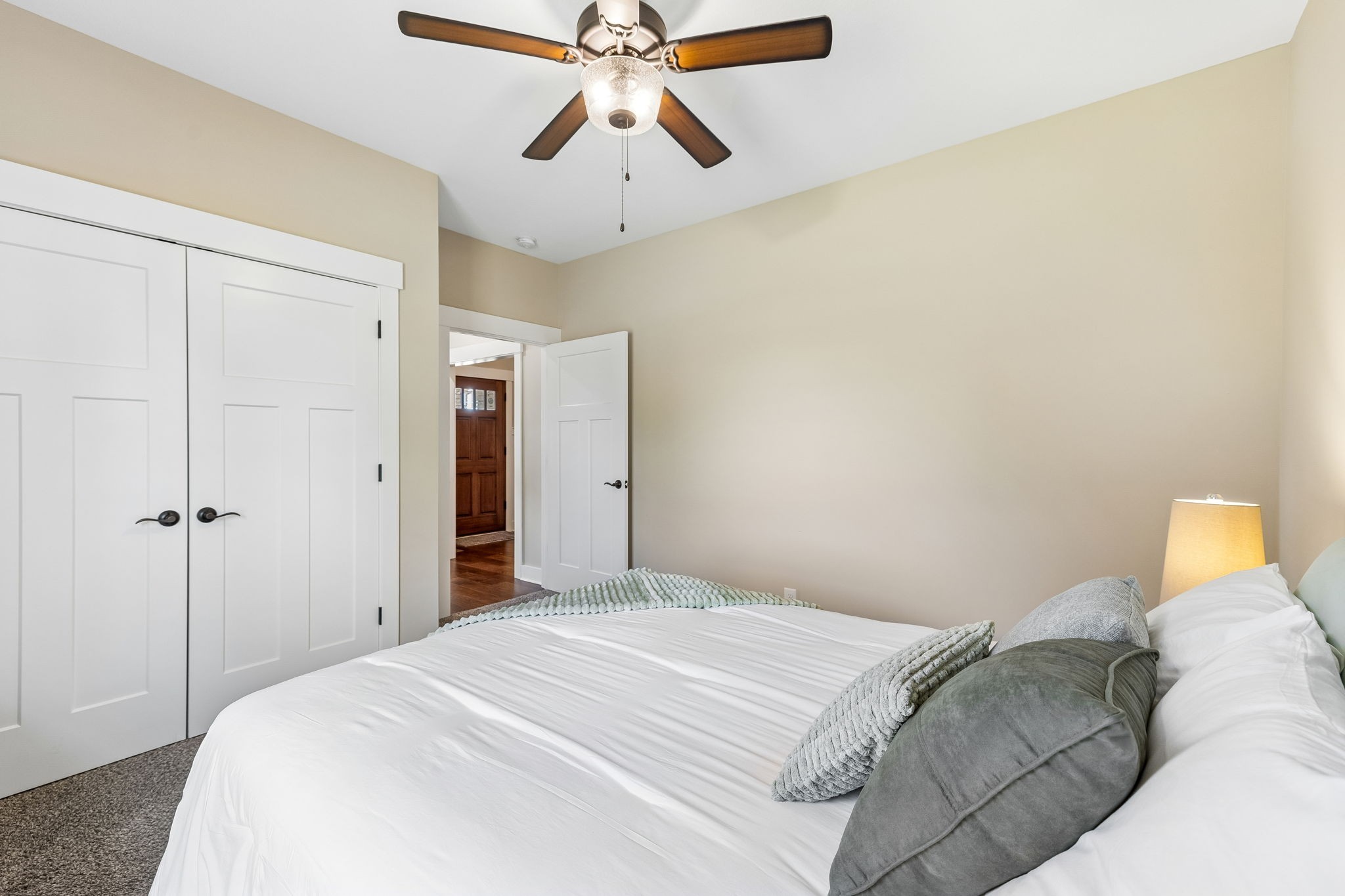 221 Dorchester Cir