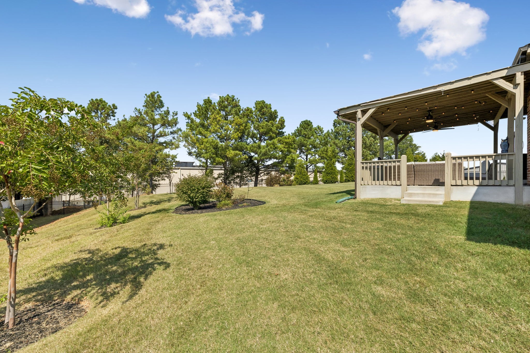 221 Dorchester Cir