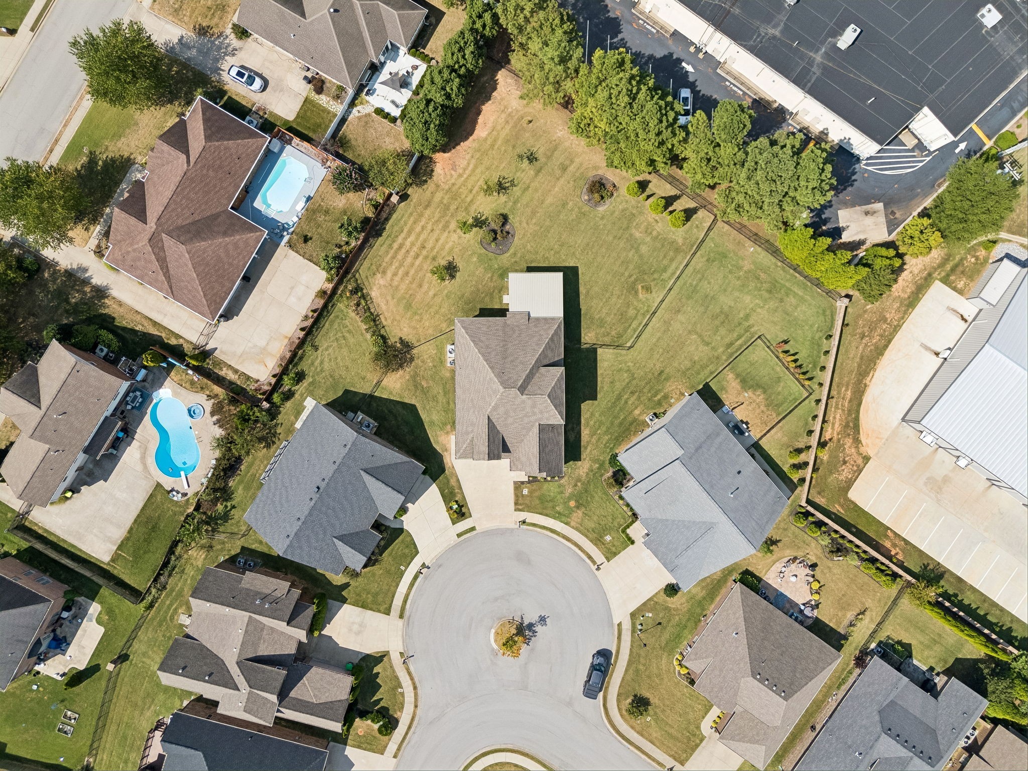 221 Dorchester Cir