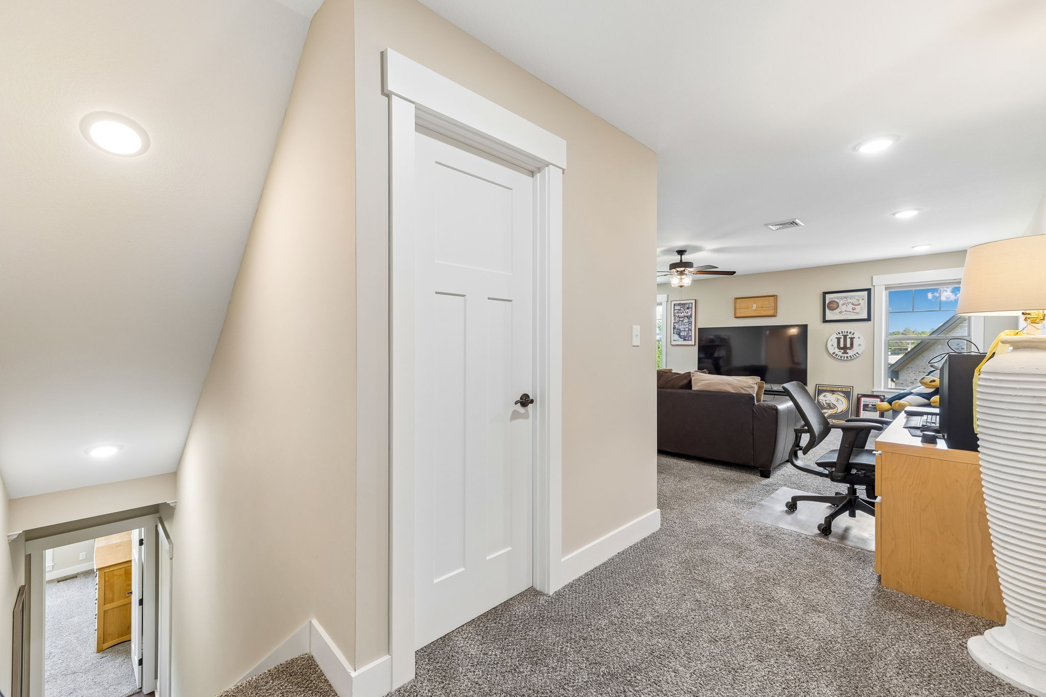221 Dorchester Cir