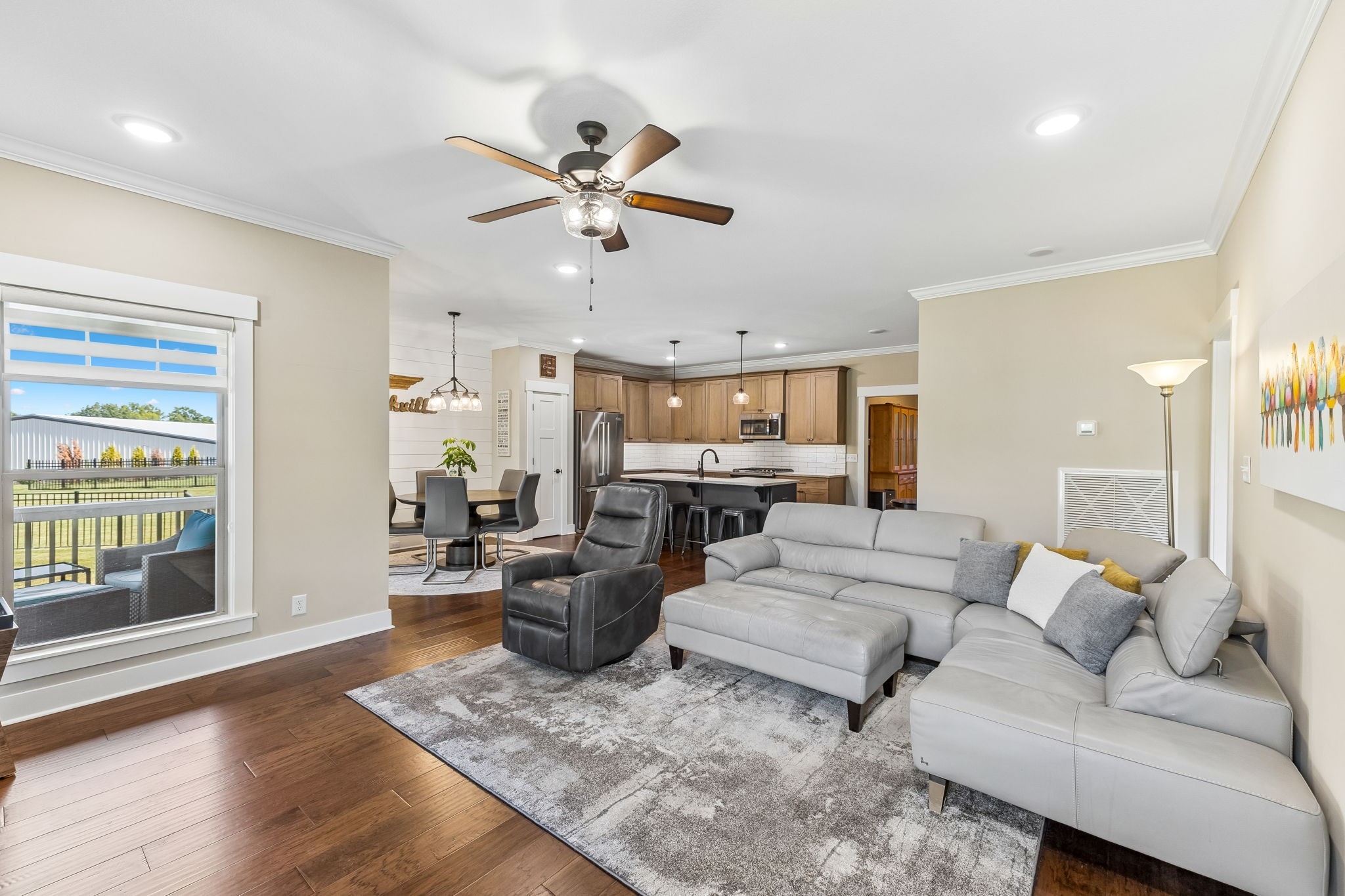 221 Dorchester Cir
