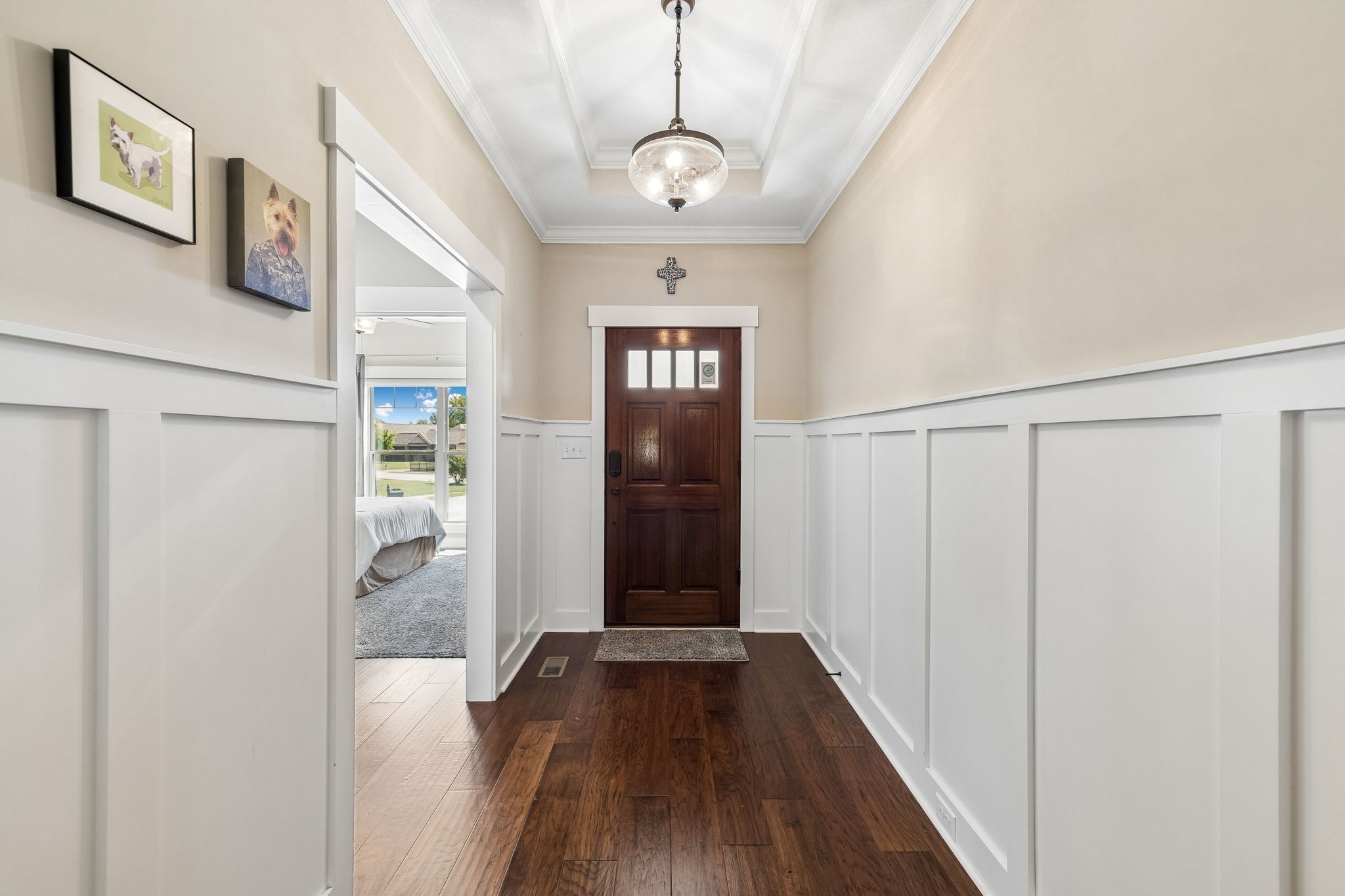 221 Dorchester Cir