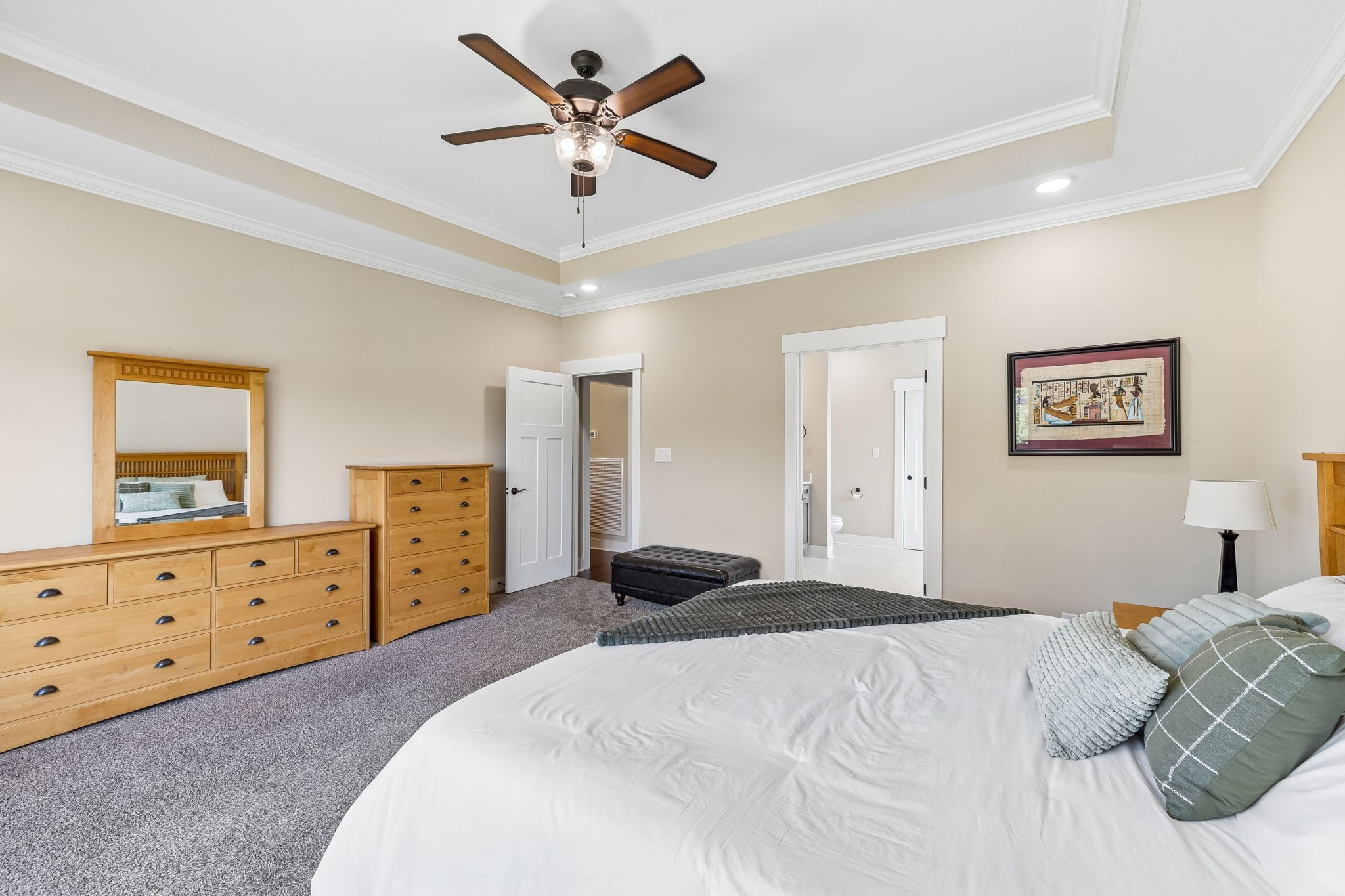 221 Dorchester Cir