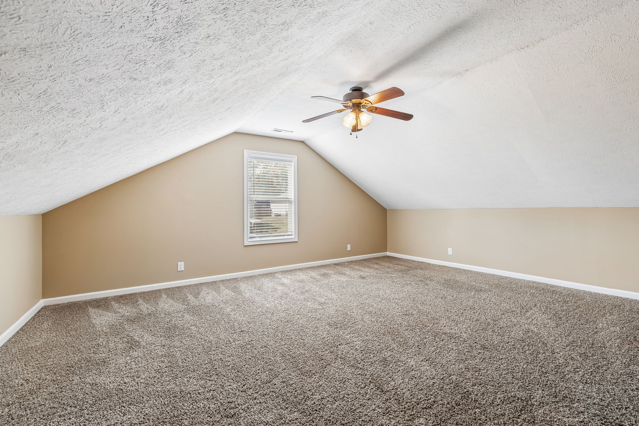 1115 Freedom Dr