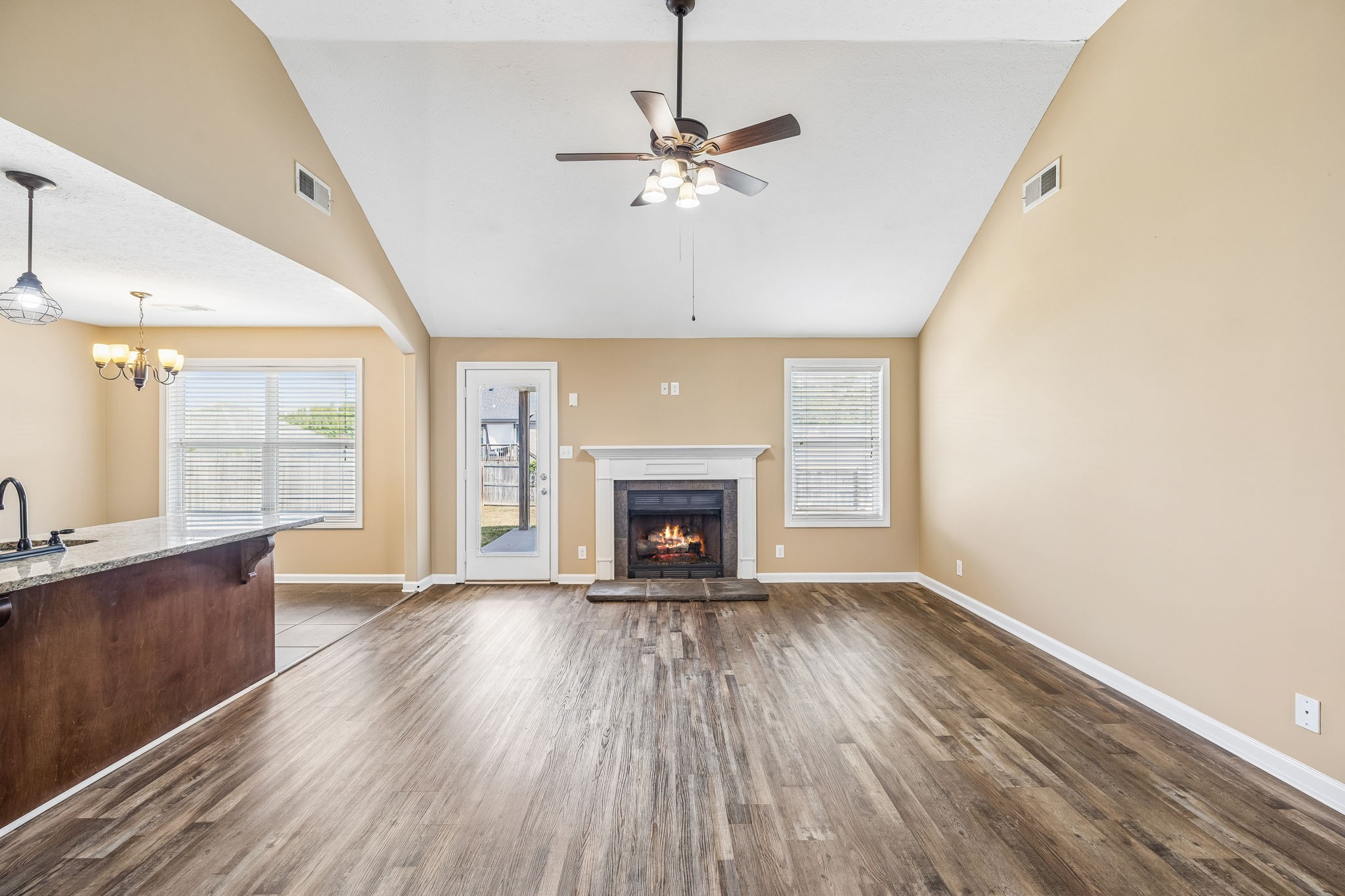 1115 Freedom Dr