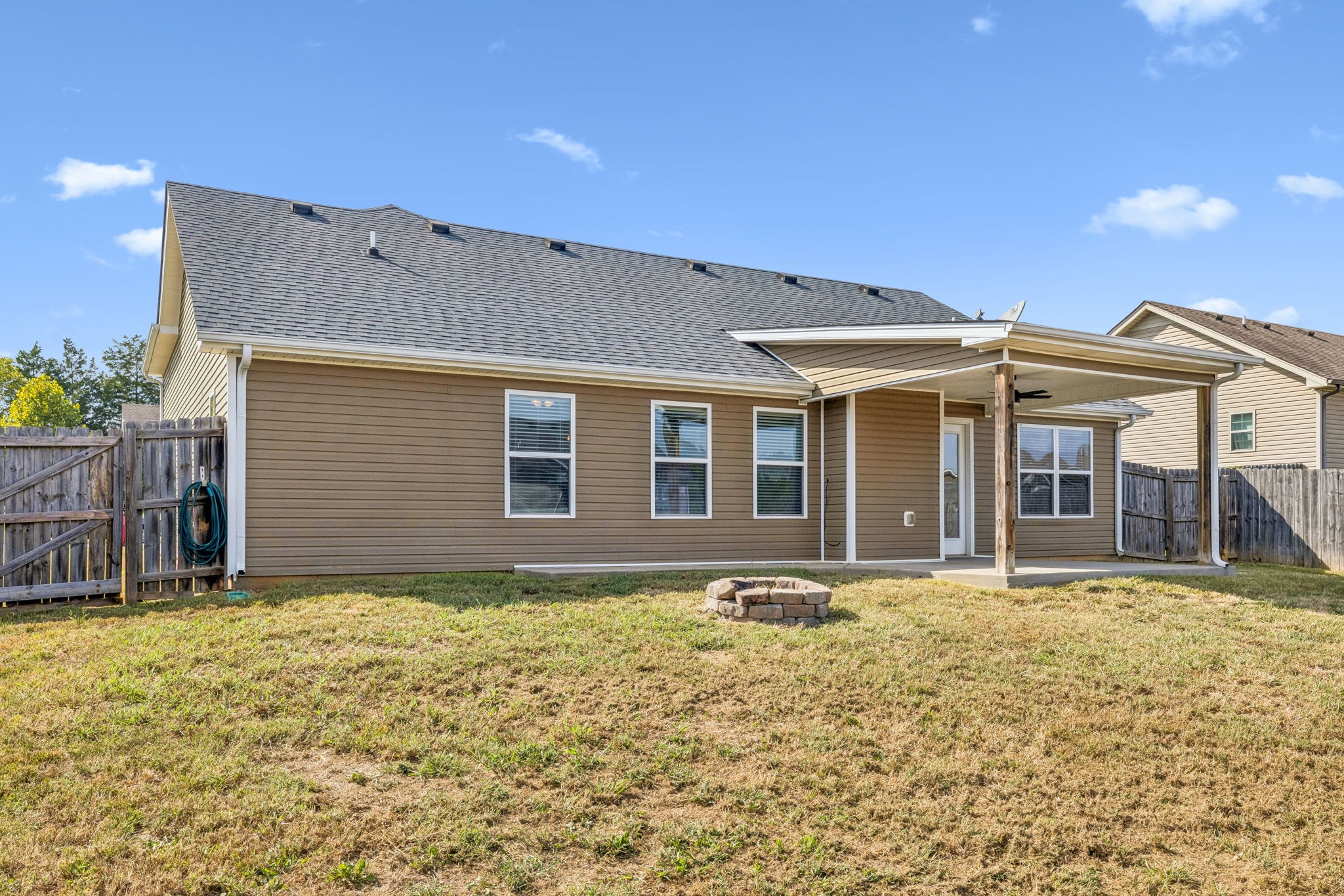 1115 Freedom Dr
