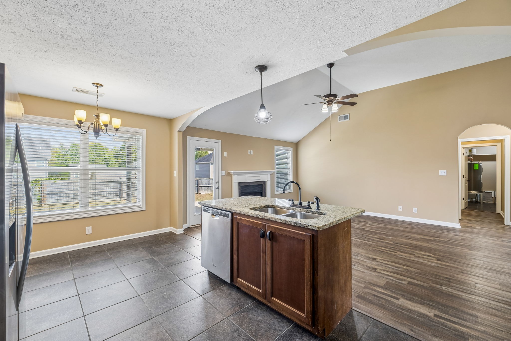 1115 Freedom Dr