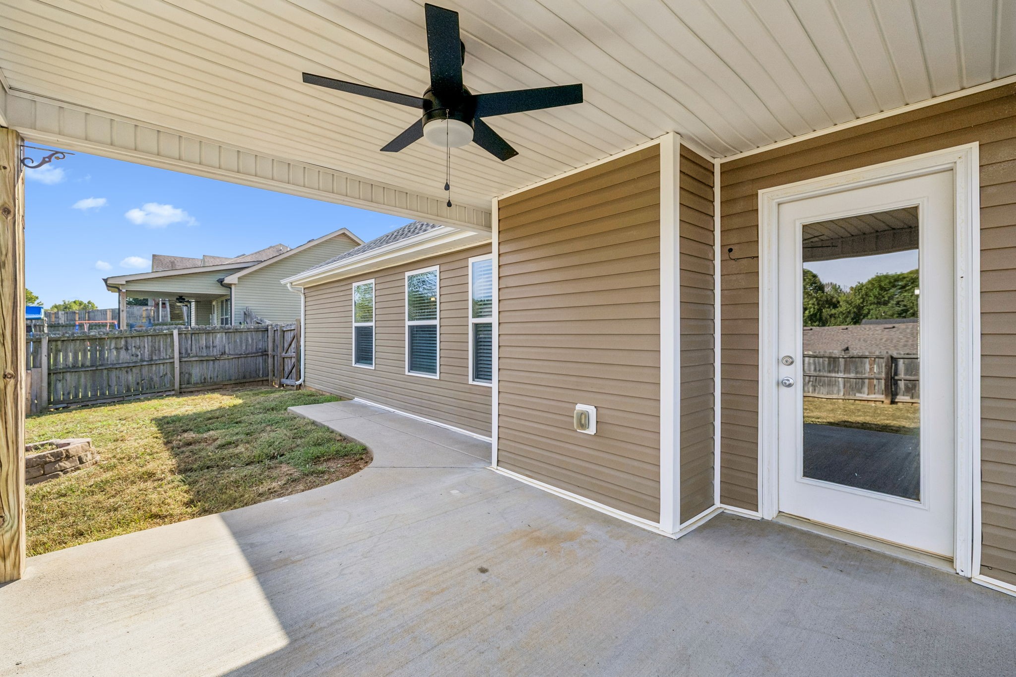 1115 Freedom Dr