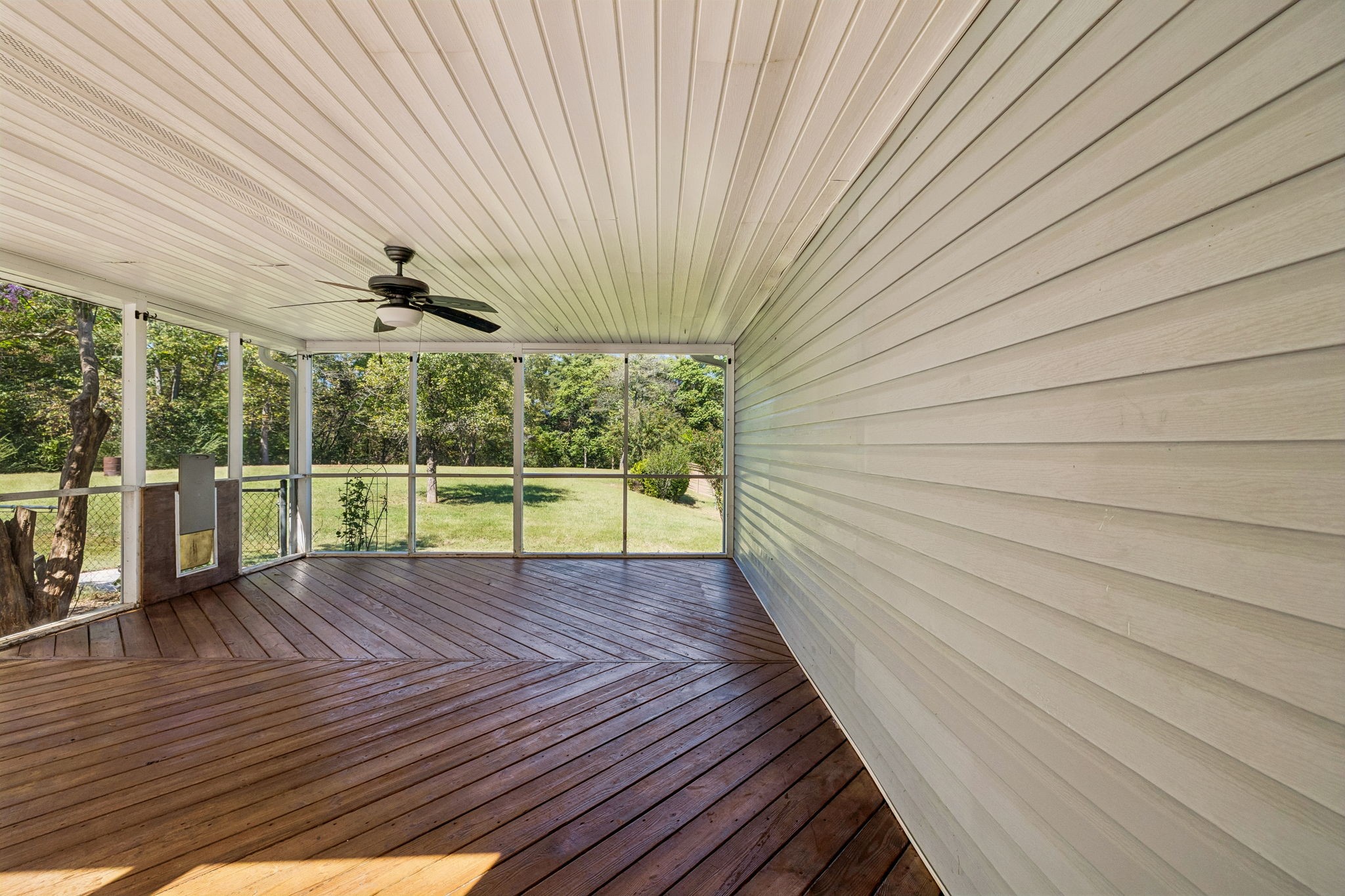 106 Rolling Meadow Dr