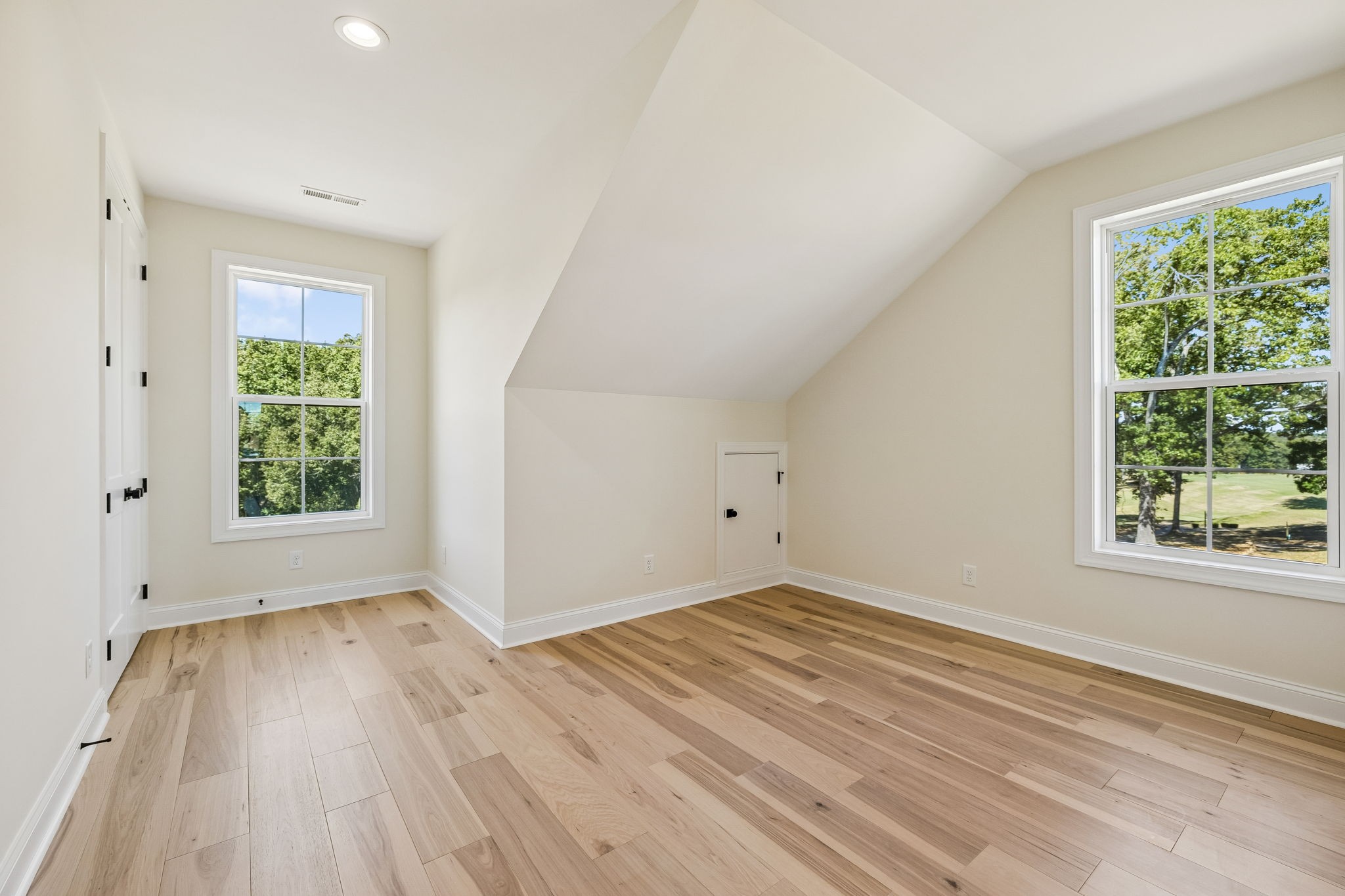 111 Fairway Dr