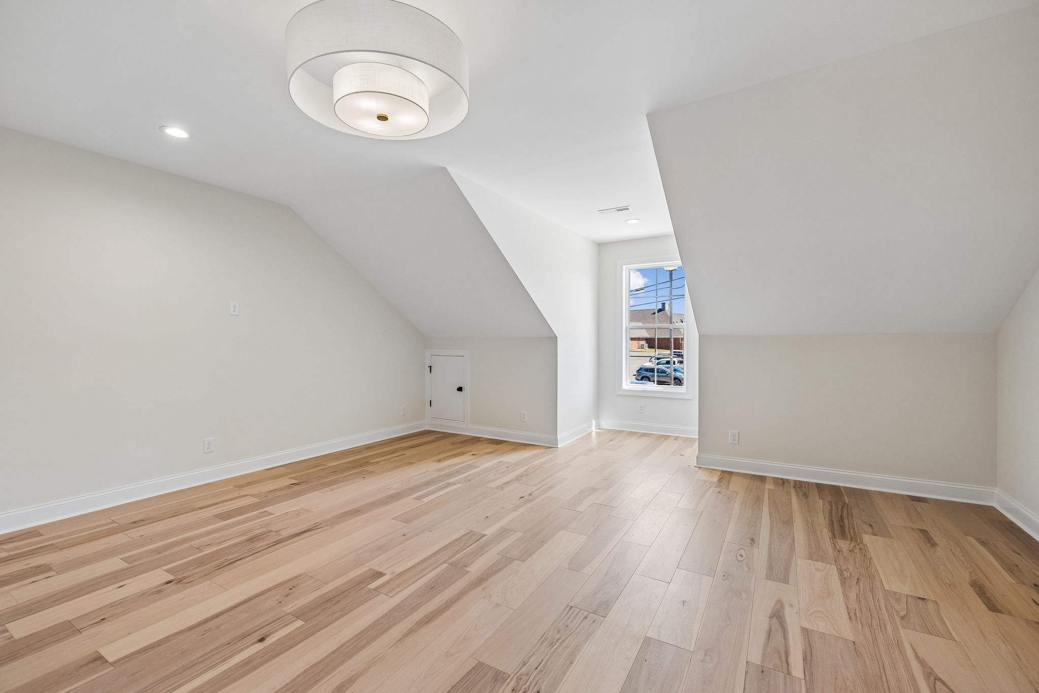 111 Fairway Dr