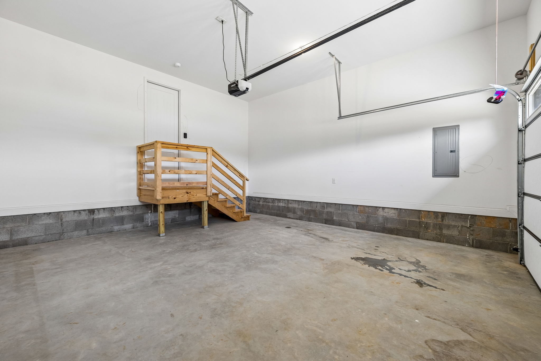 111 Fairway Dr