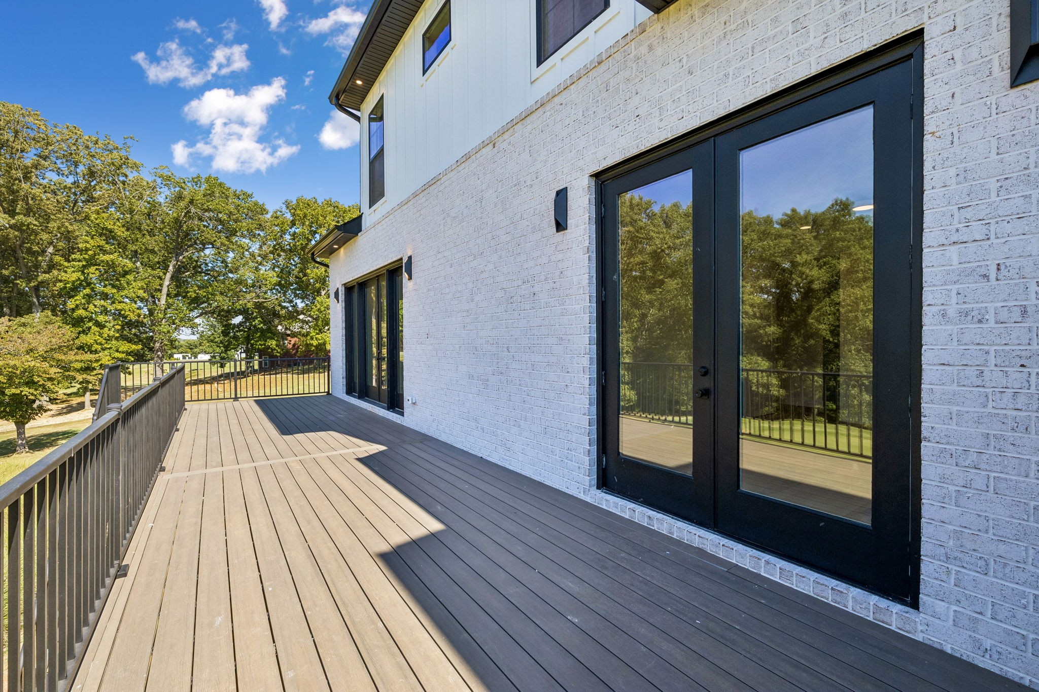 111 Fairway Dr