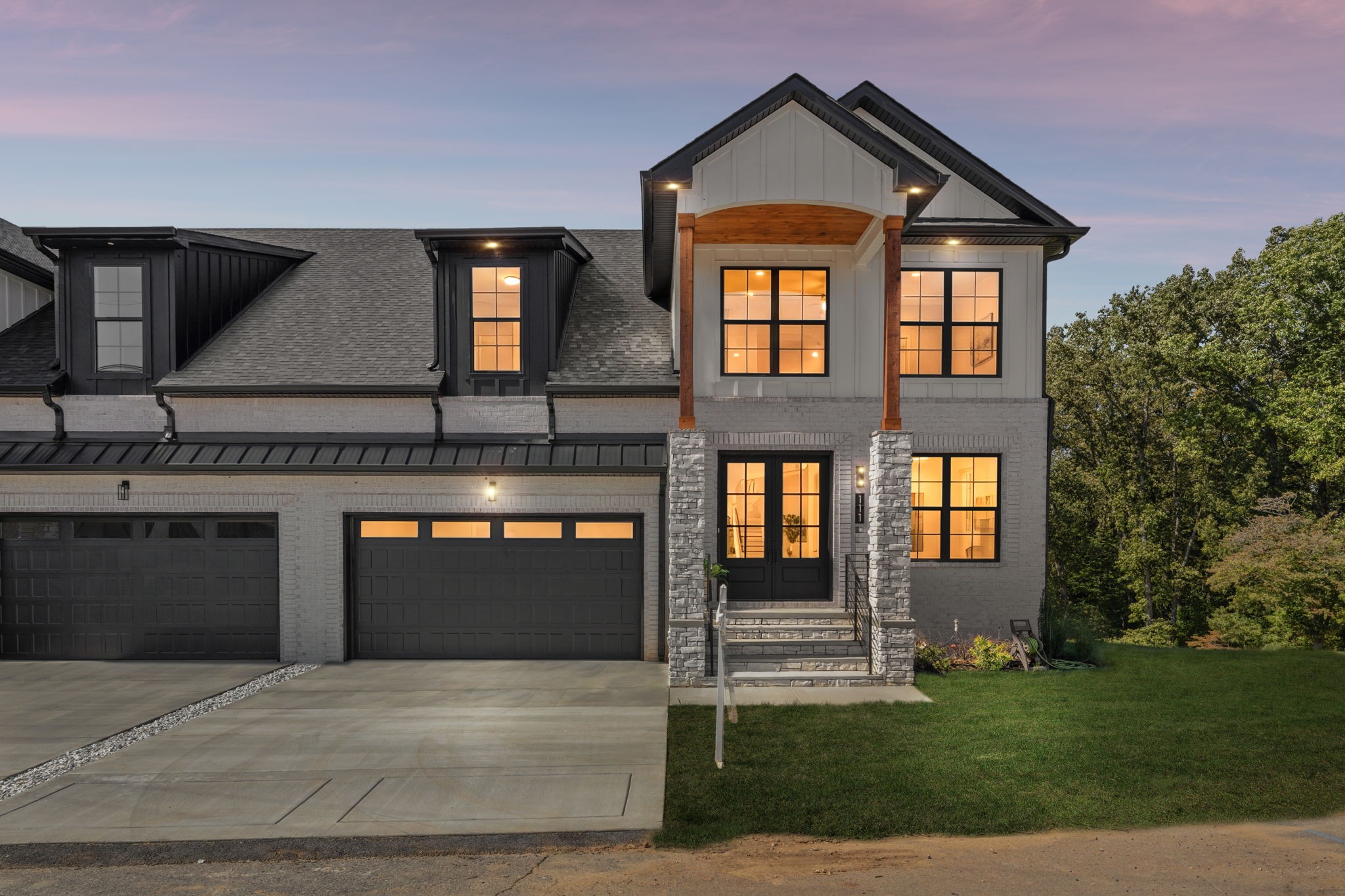 111 Fairway Dr