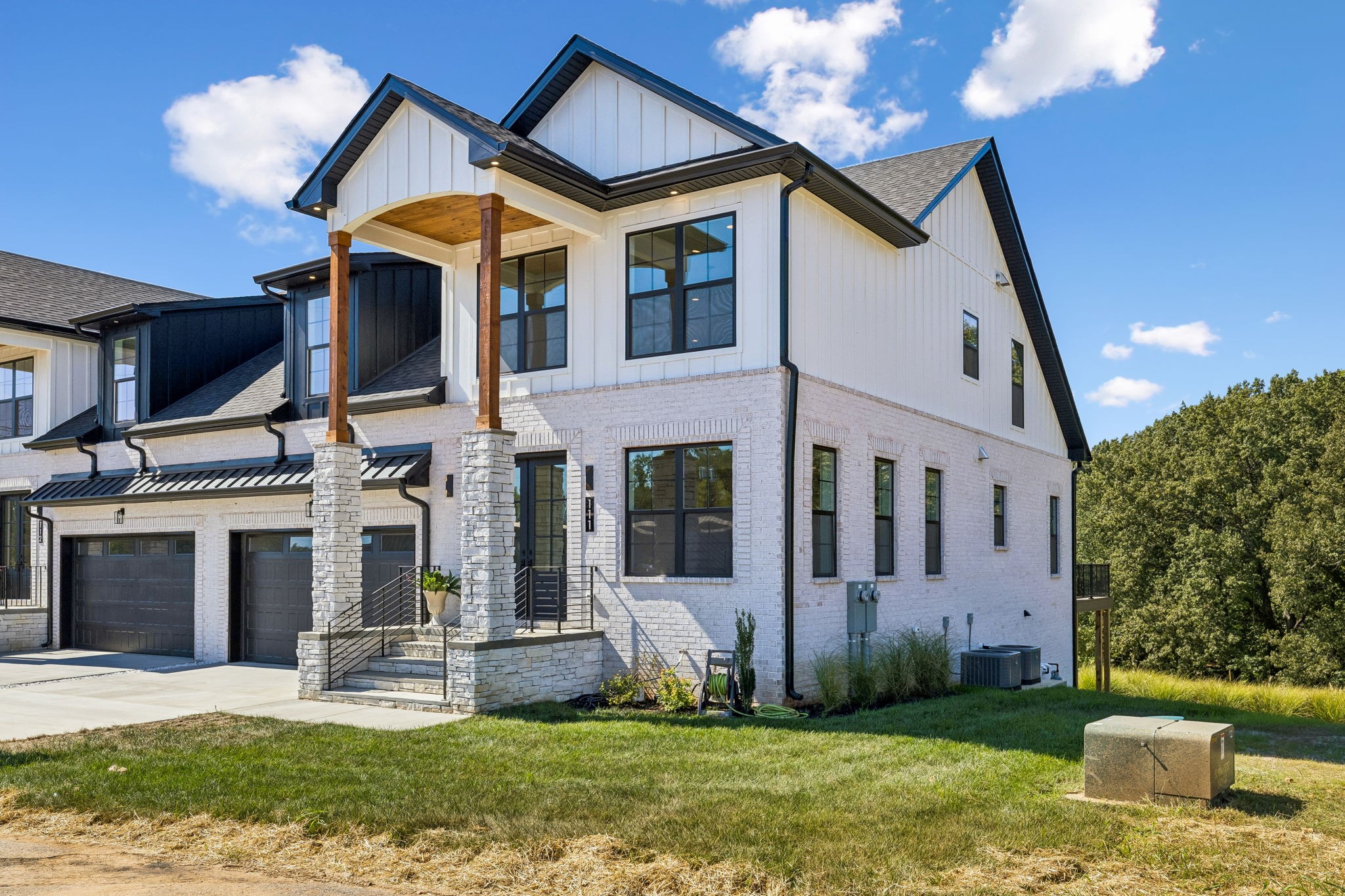 111 Fairway Dr