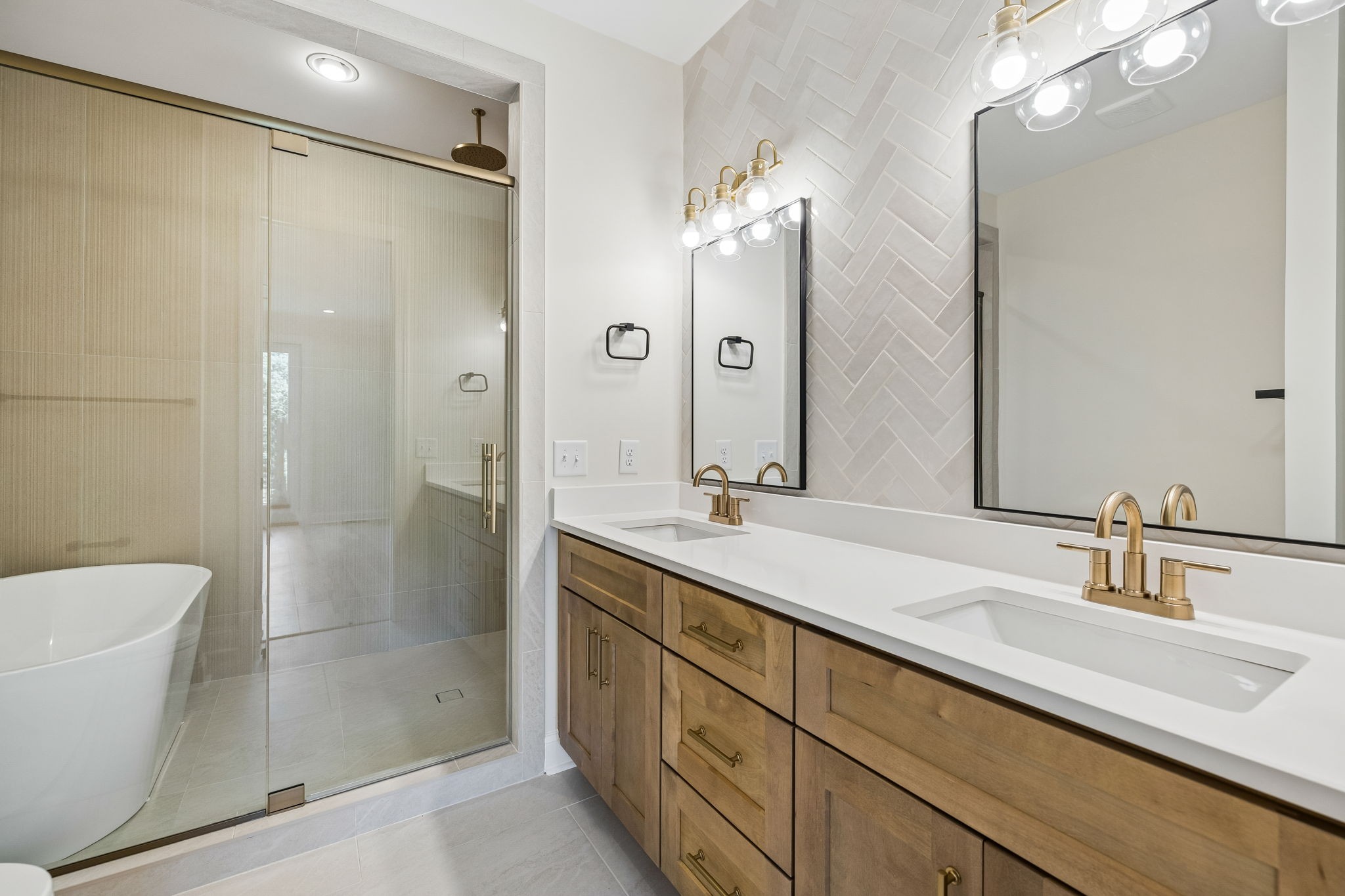 111 Fairway Dr