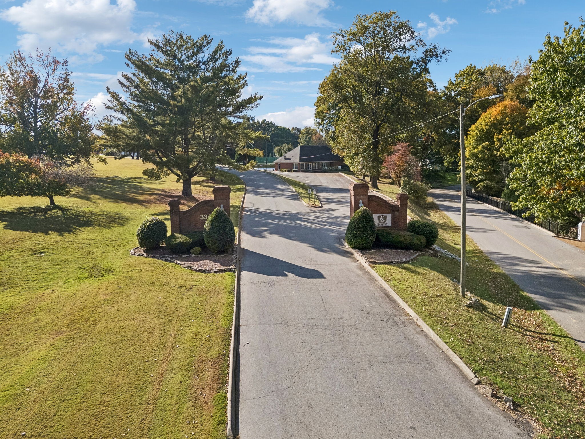 112 Fairway Dr