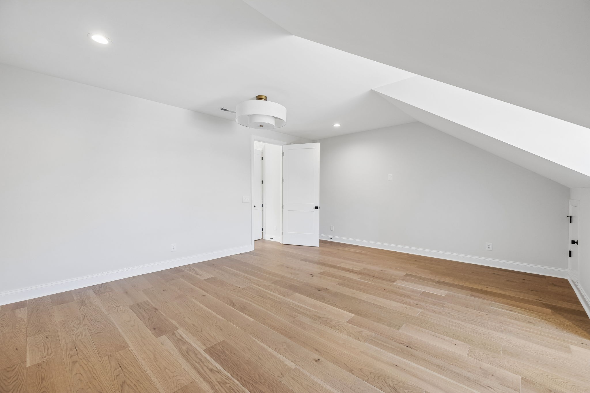 112 Fairway Dr