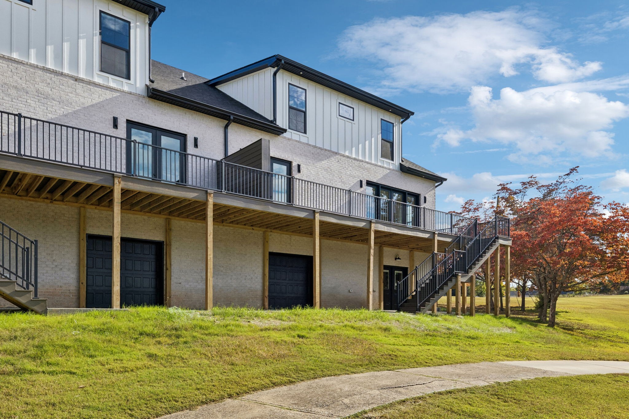 112 Fairway Dr