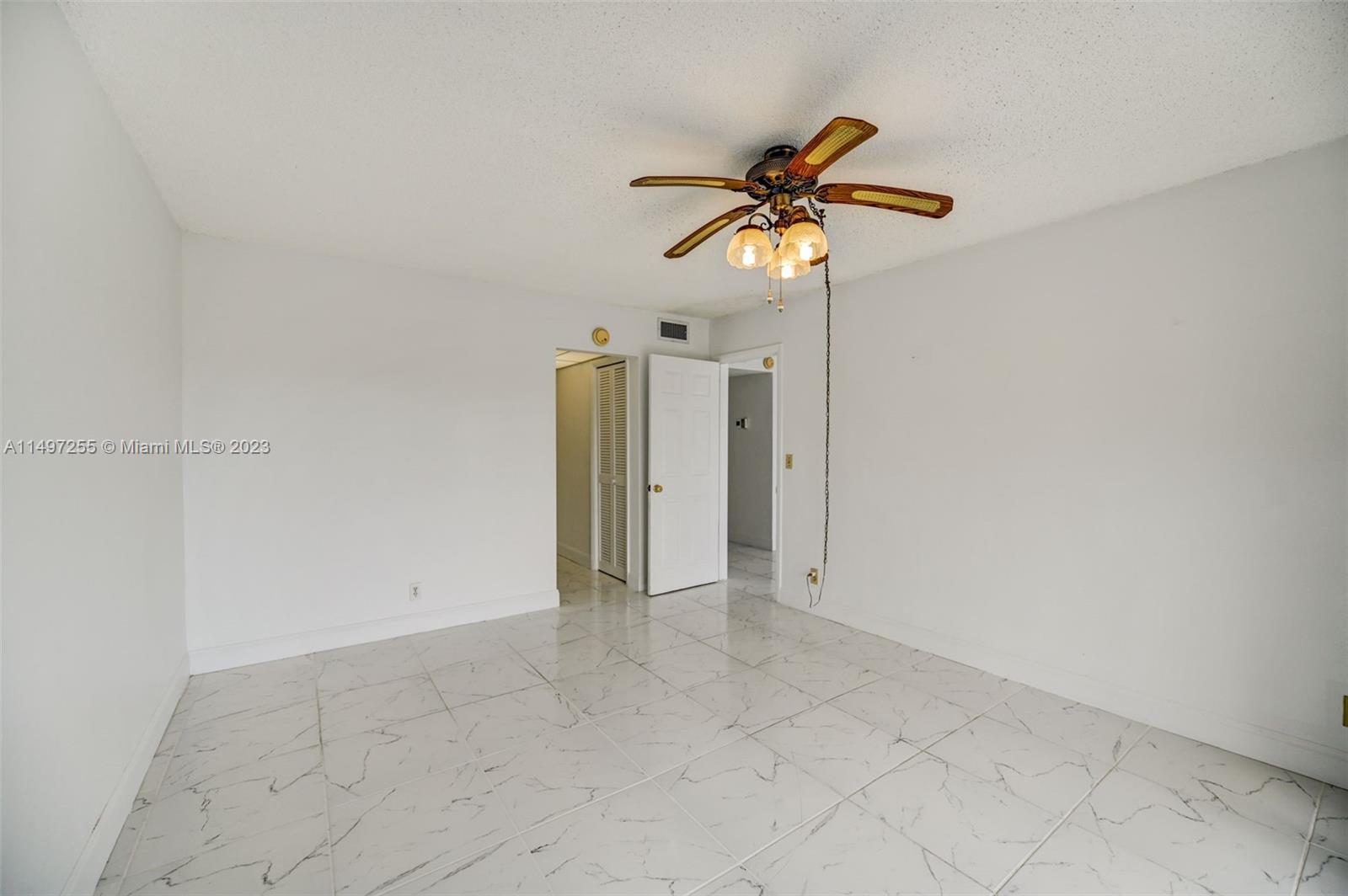 329 SE 3rd St # 301S